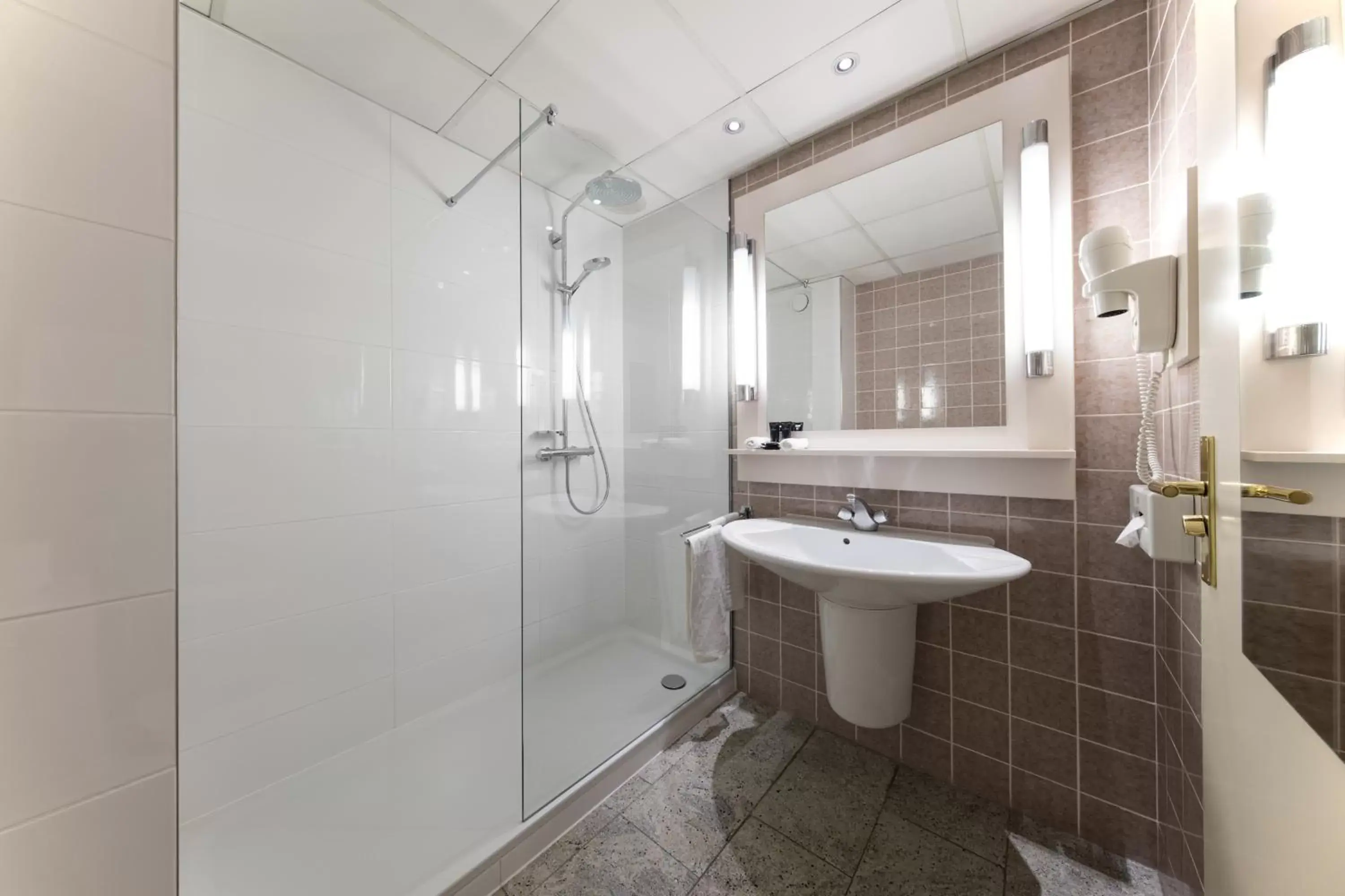 Bathroom in Bilderberg Hotel De Bovenste Molen