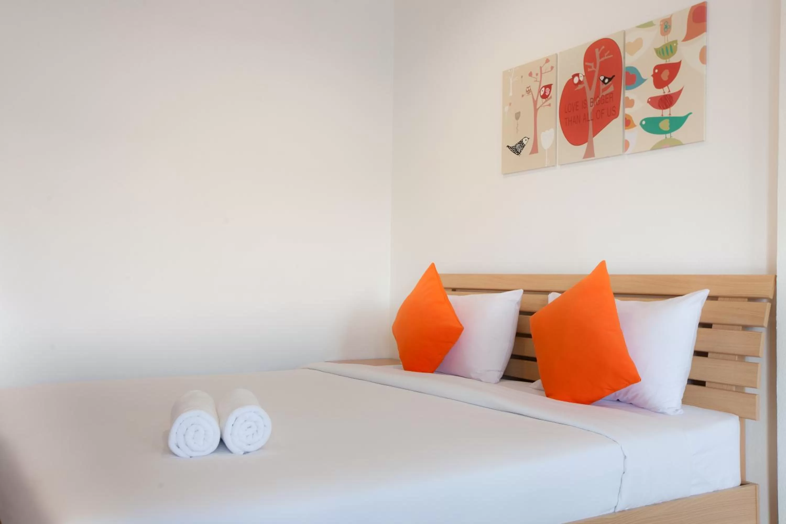 Bed in Meesuk ChiangRai Hotel, SHA Certified