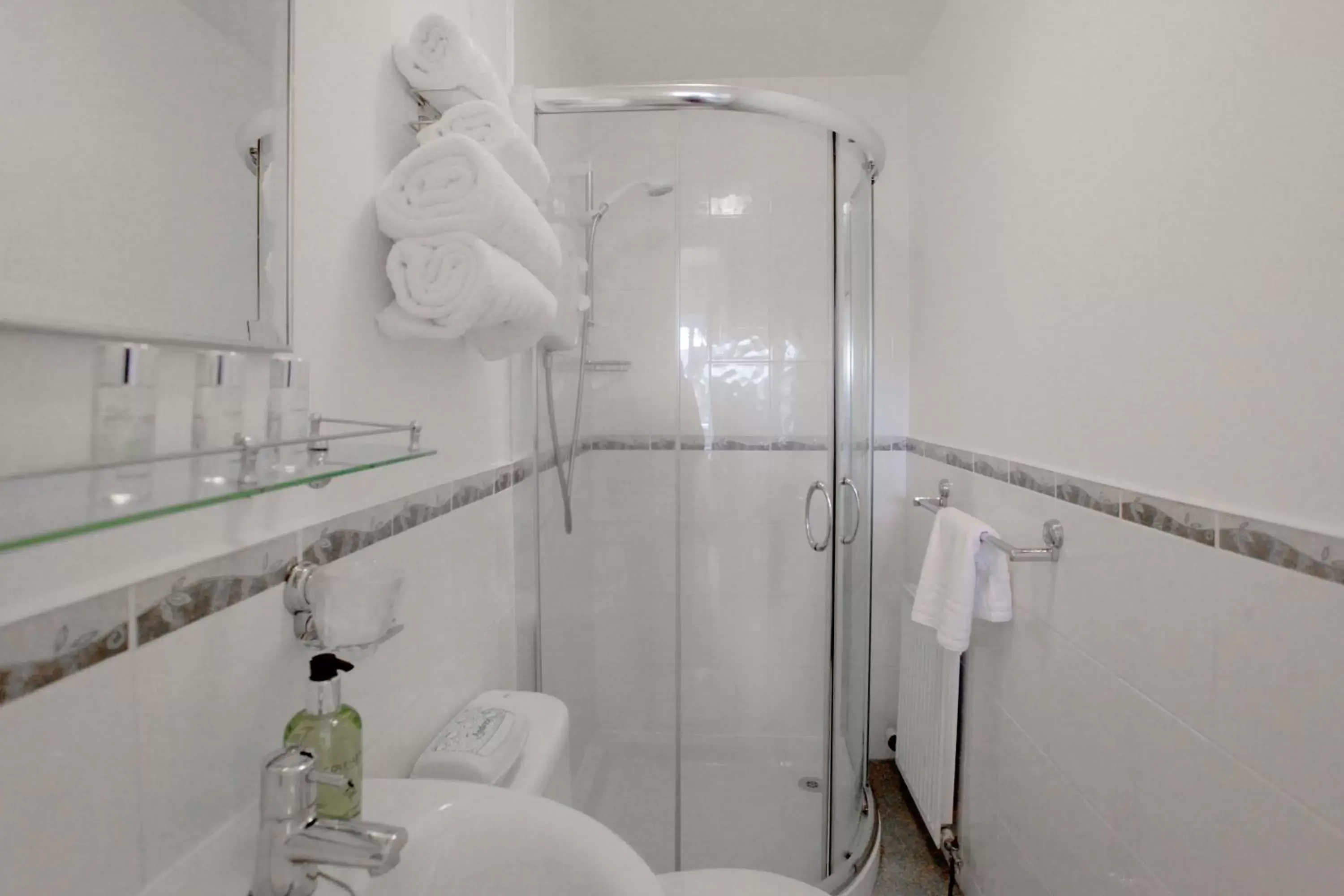 Bathroom in The Hinton Guest House