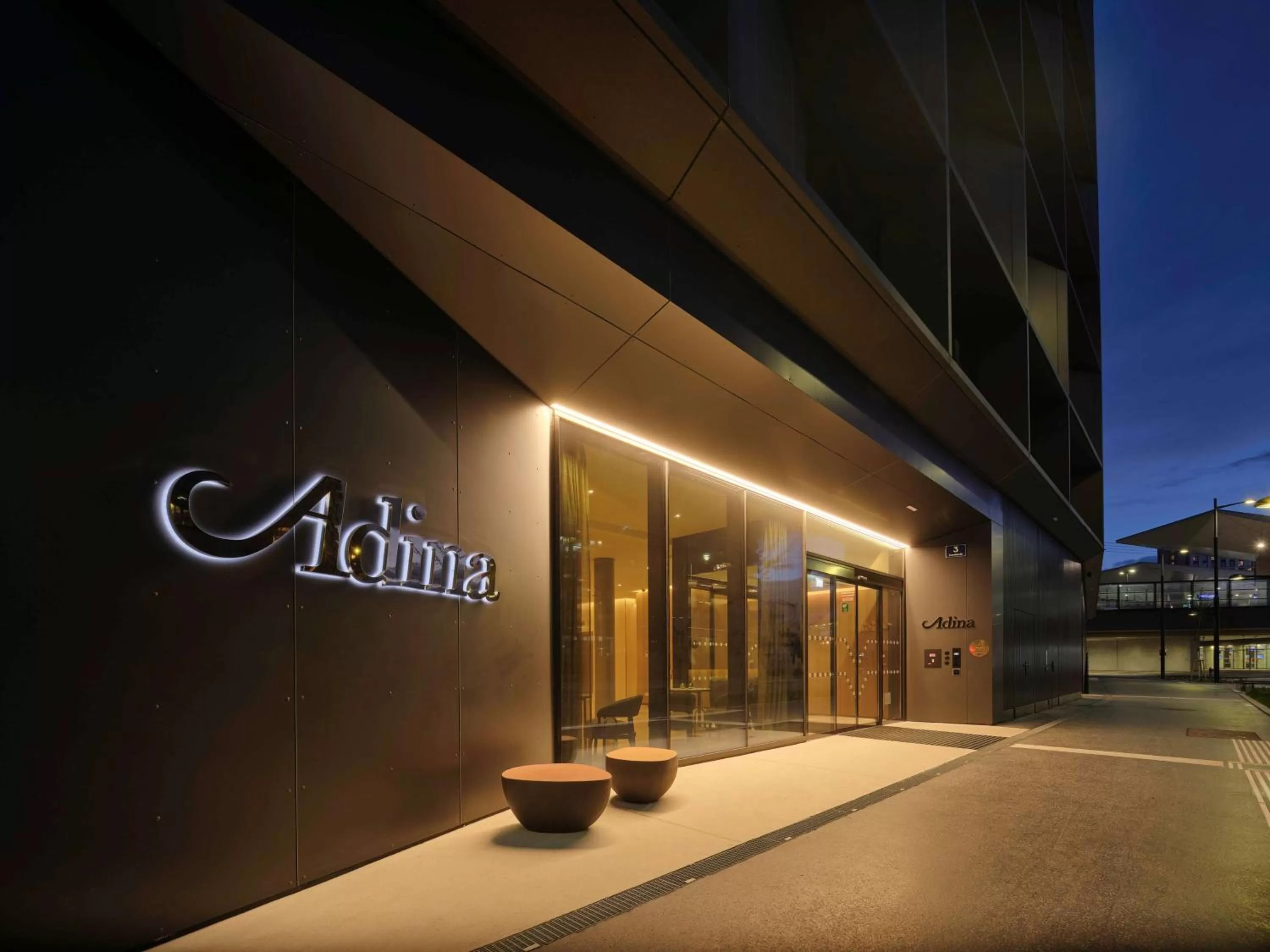 Property building in Adina Apartment Hotel Vienna Belvedere