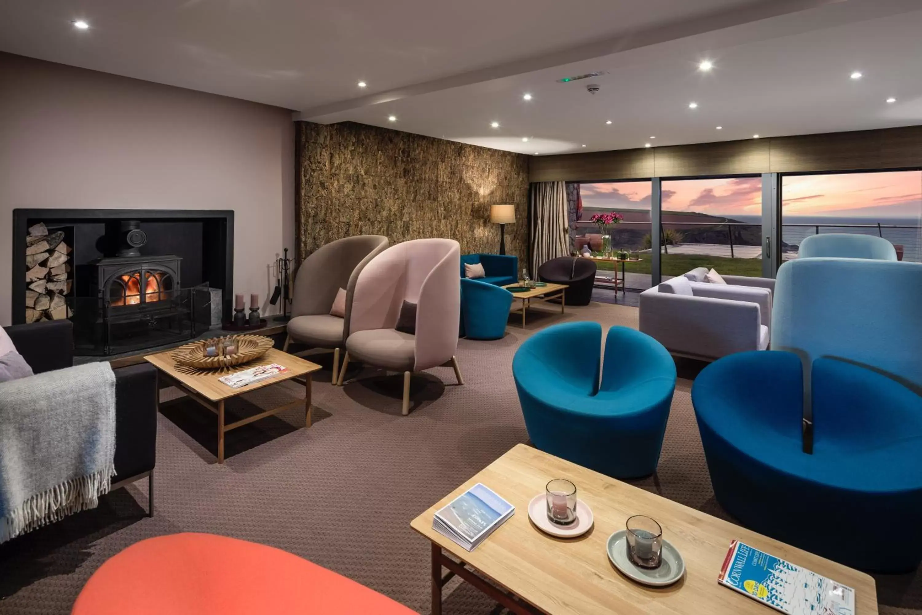 Communal lounge/ TV room in Bedruthan Hotel & Spa