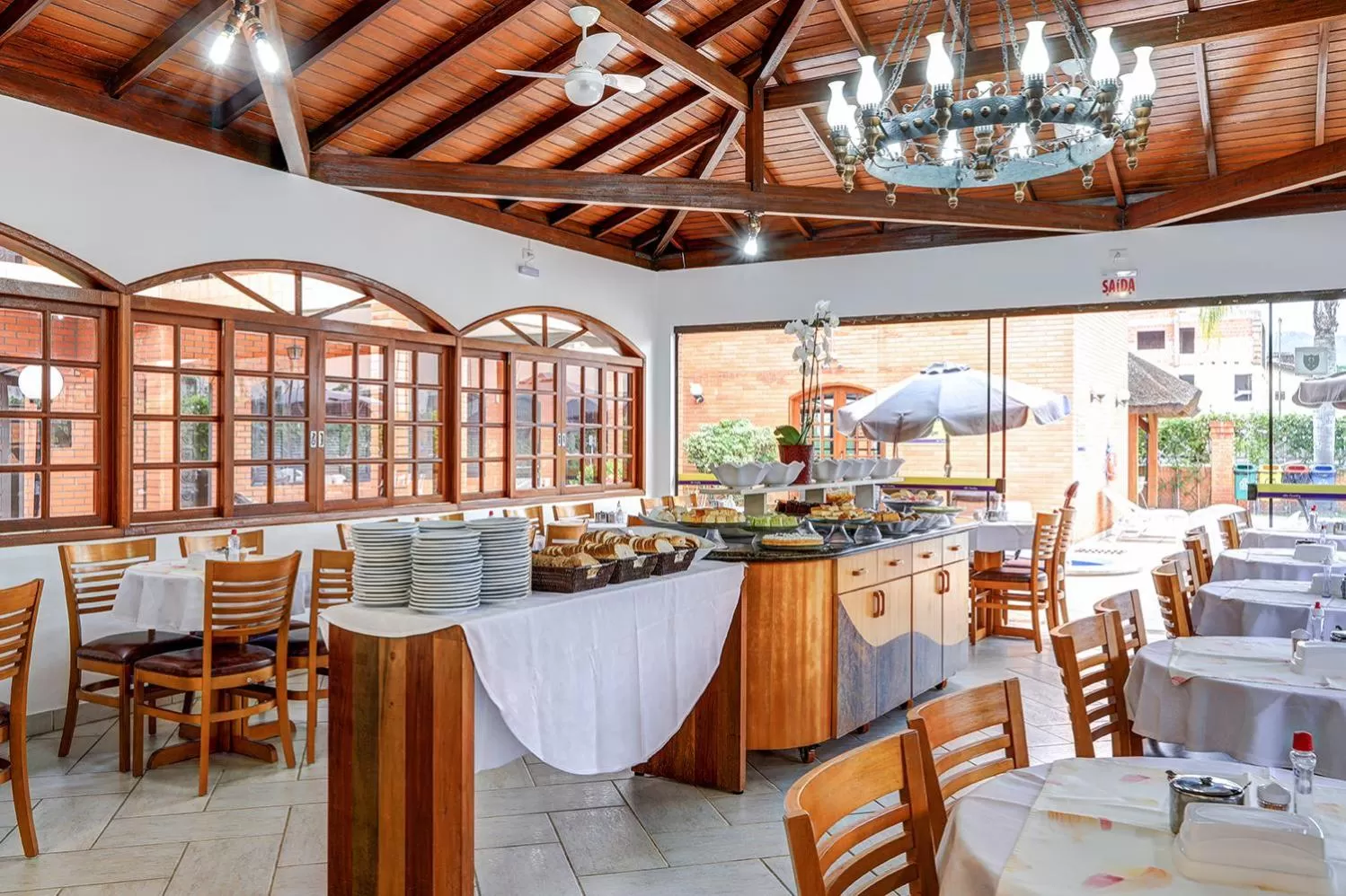 Breakfast in Elite Hotel