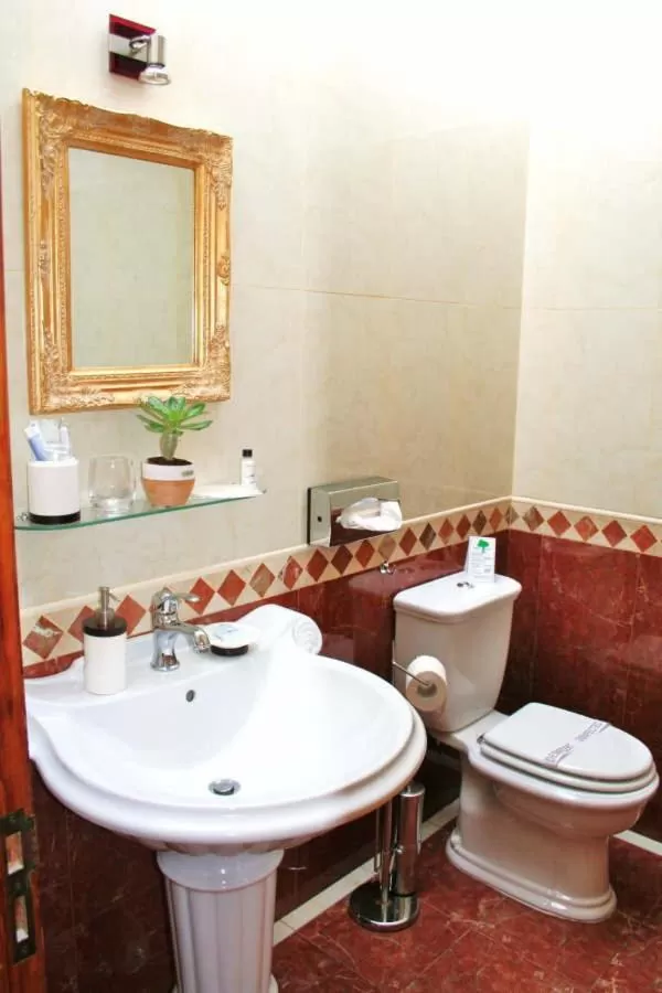 Bathroom in Birdcage Gay Men Resort and Lifestyle Hotel