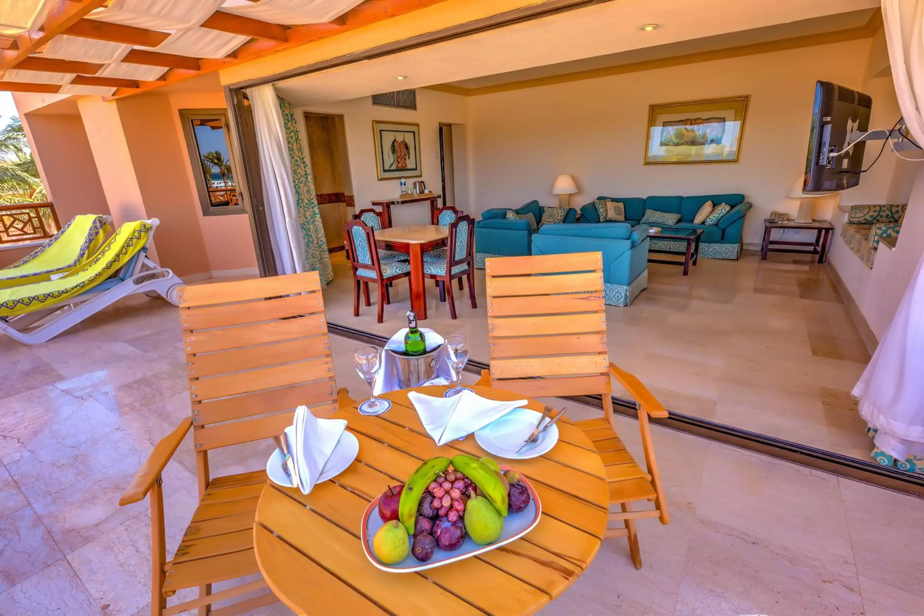 Balcony/Terrace, Restaurant/Places to Eat in Continental Hotel Hurghada