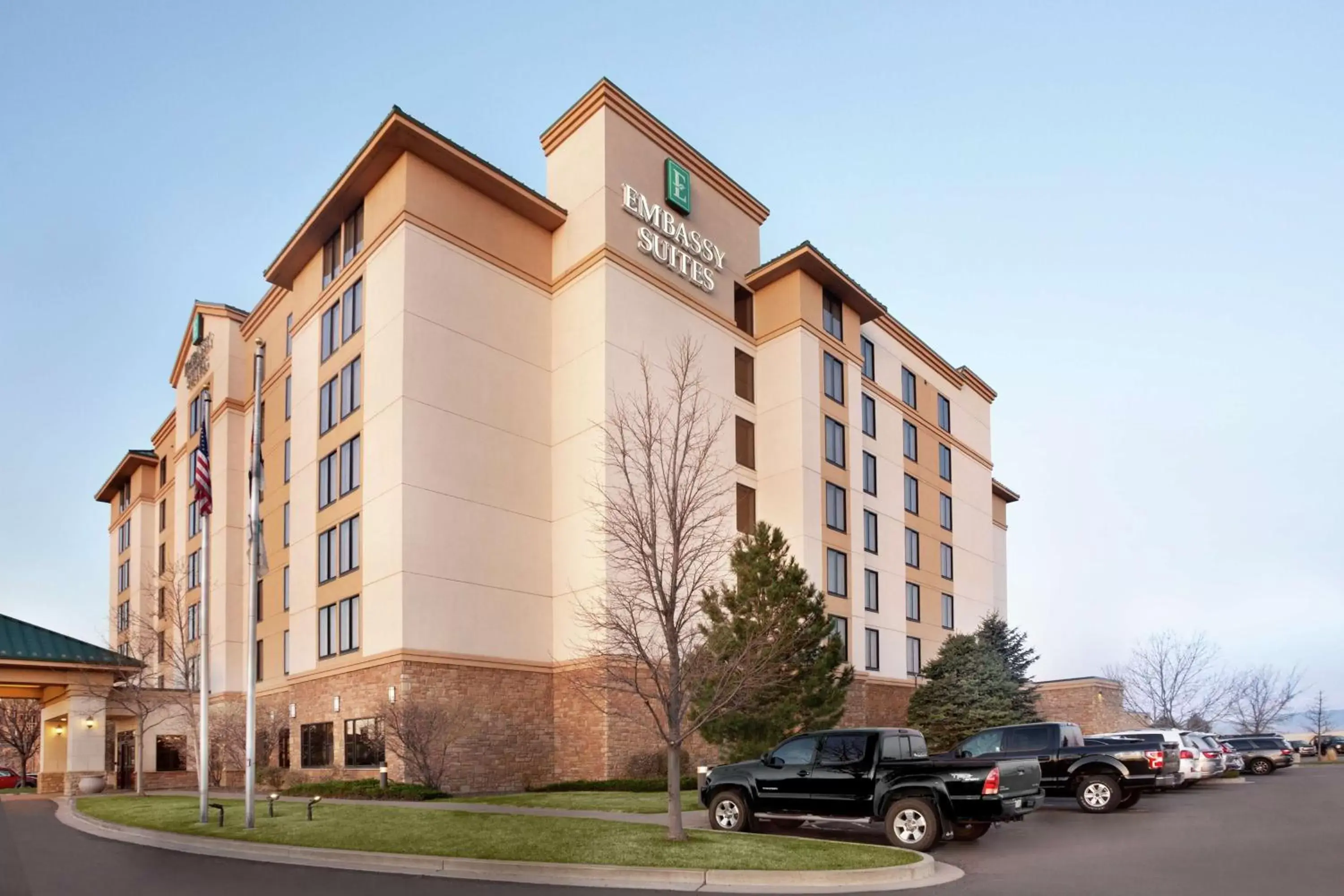 Property Building in Embassy Suites by Hilton Denver International Airport