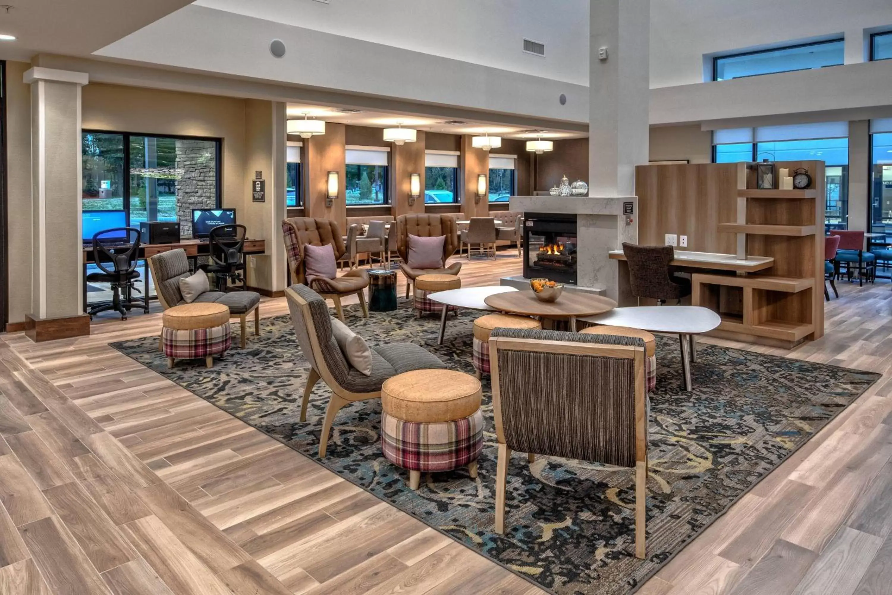 Lobby or reception, Lounge/Bar in Residence Inn by Marriott Nashville at Opryland