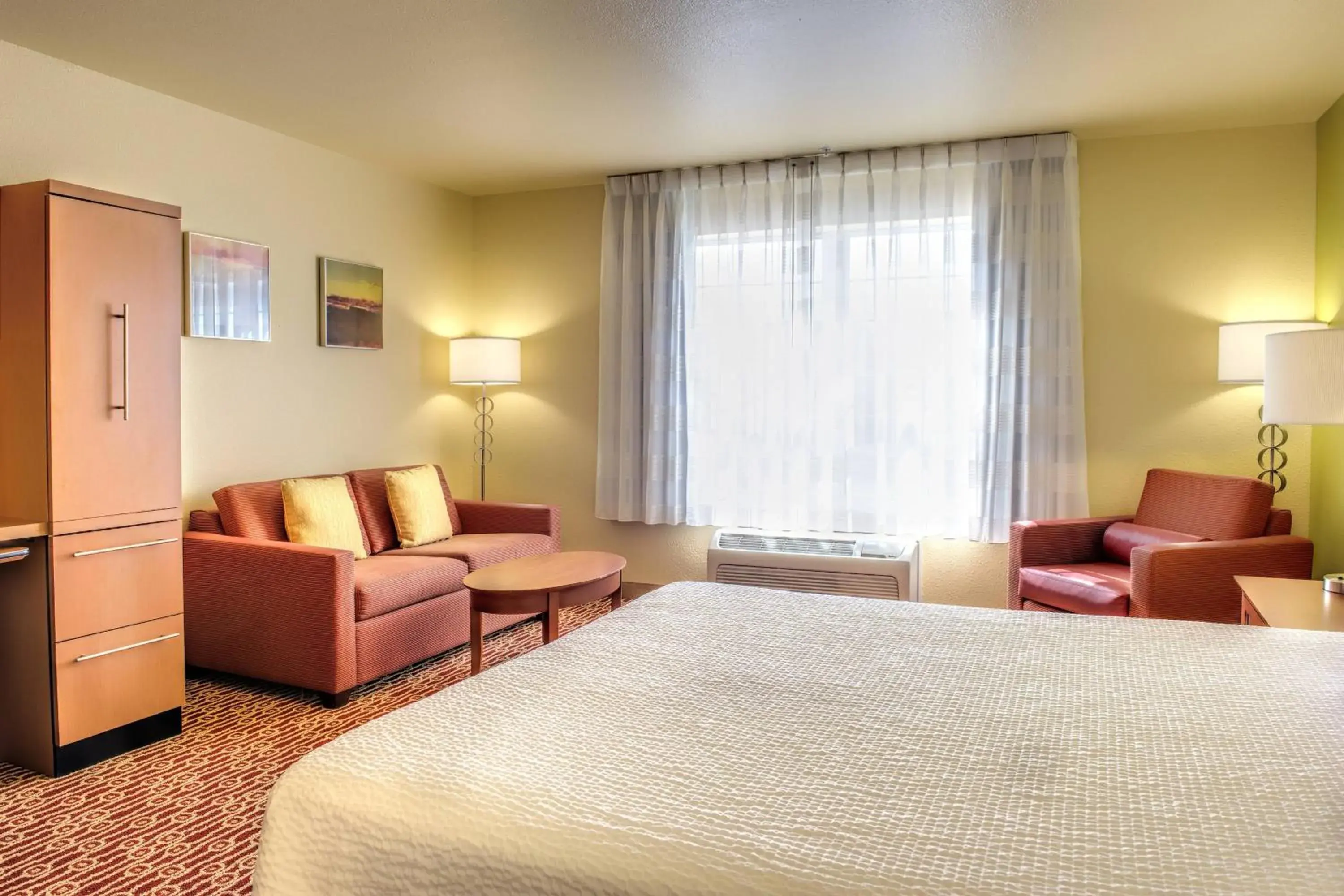 Living room, Bed in TownePlace Suites by Marriott Las Cruces