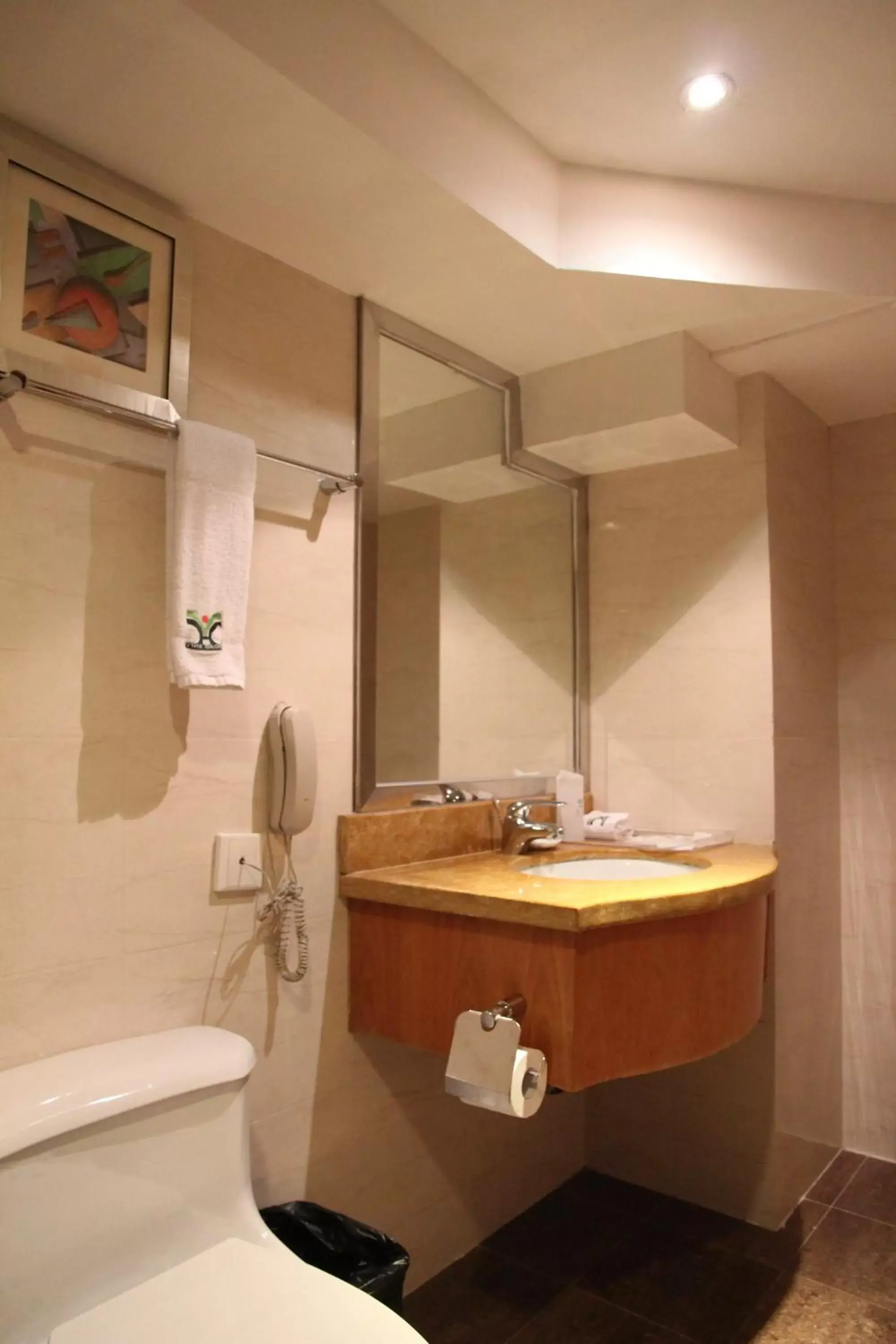 Bathroom in Yihe Hotel Ouzhuang