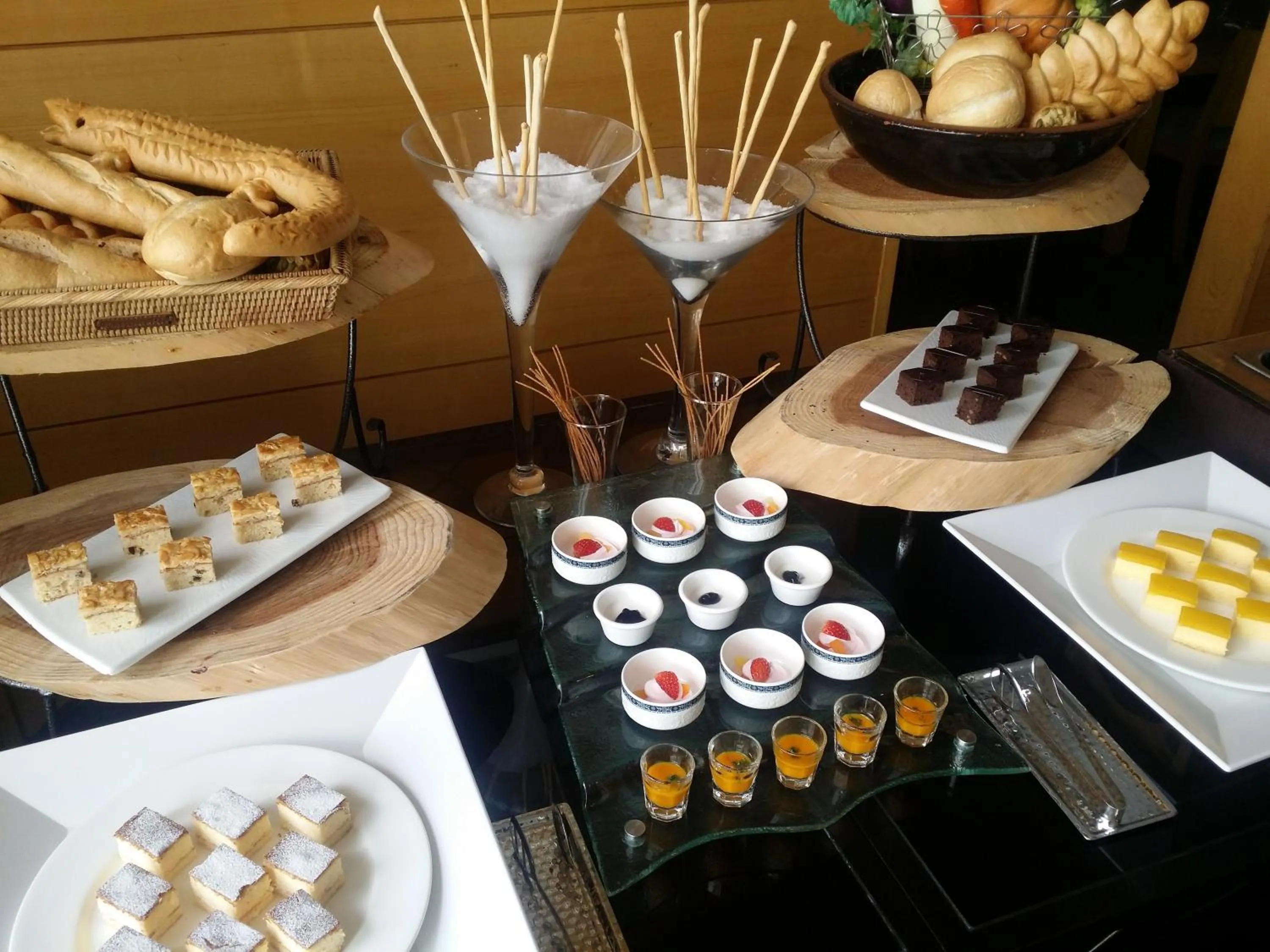 Restaurant/places to eat in Seogwipo KAL Hotel