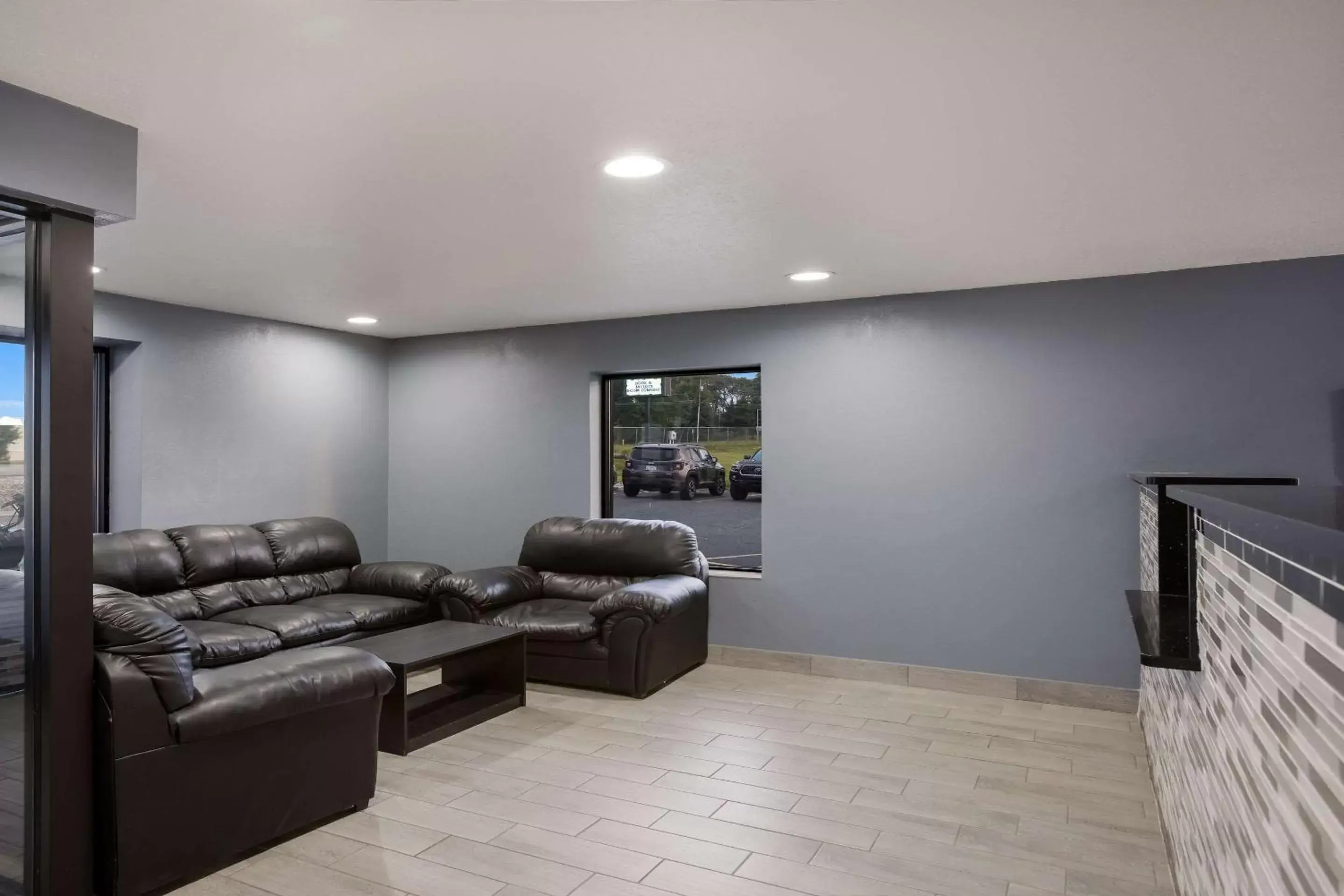 Lobby or reception, Seating Area in Quality Inn & Suites Big Rapids