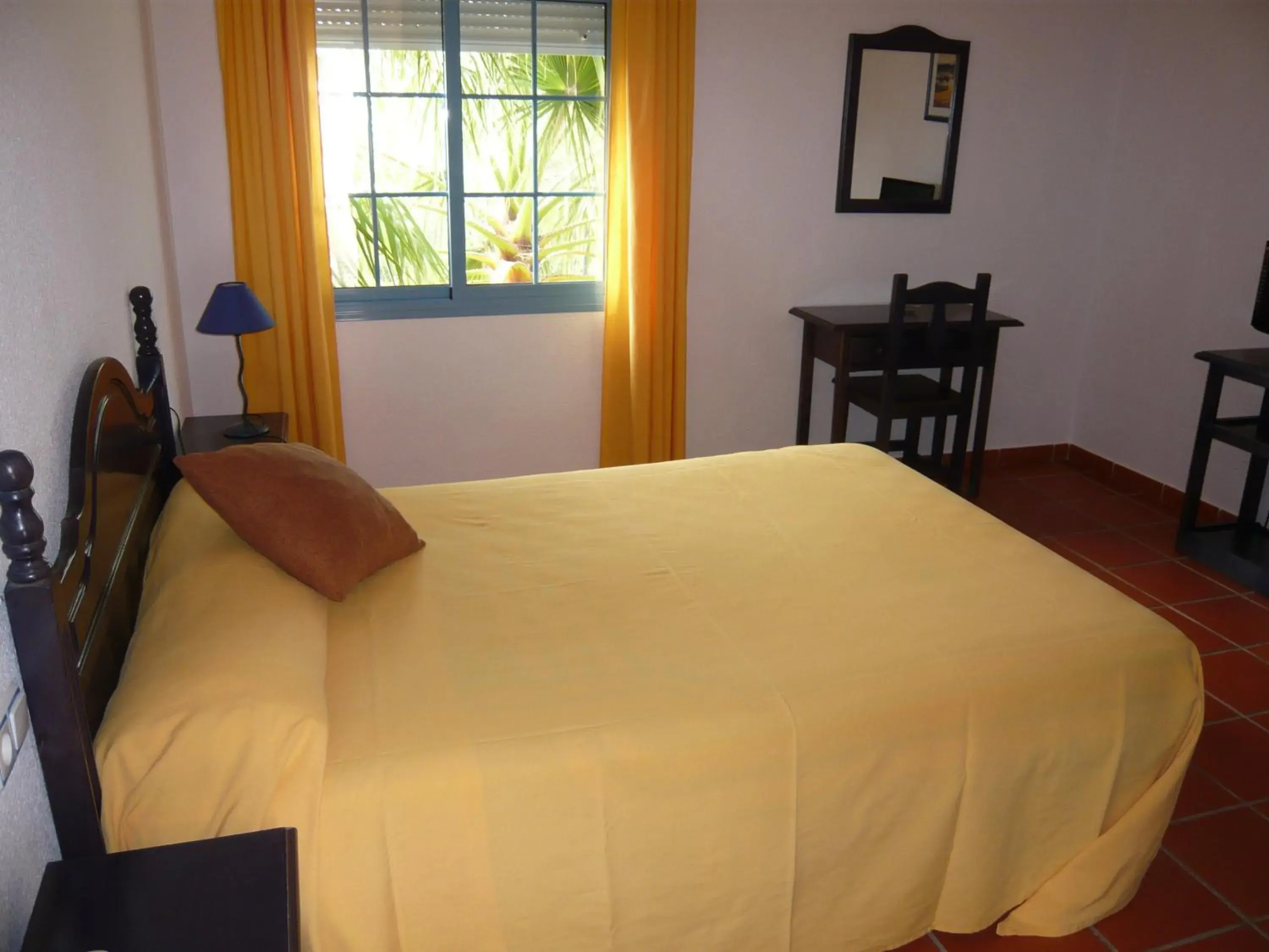 Bed in Hotel San Miguel