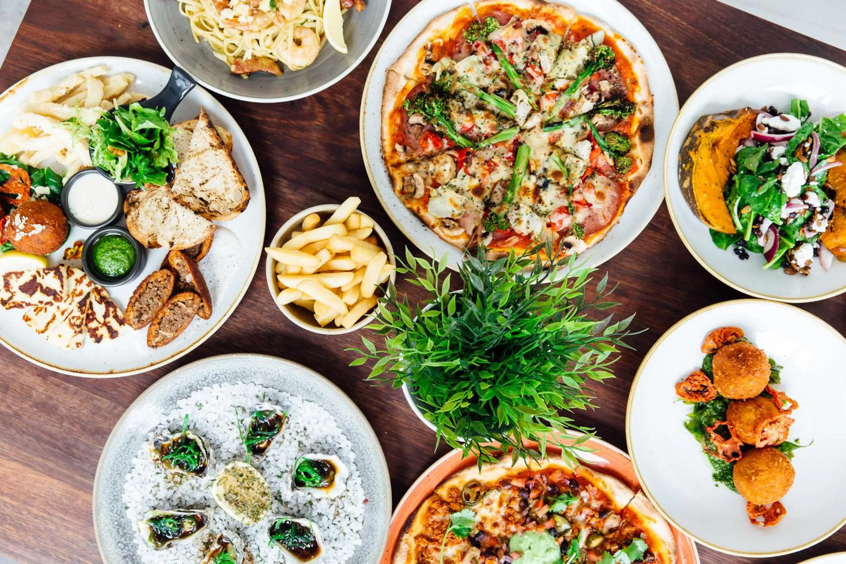 Food and drinks in Coniston Hotel Wollongong