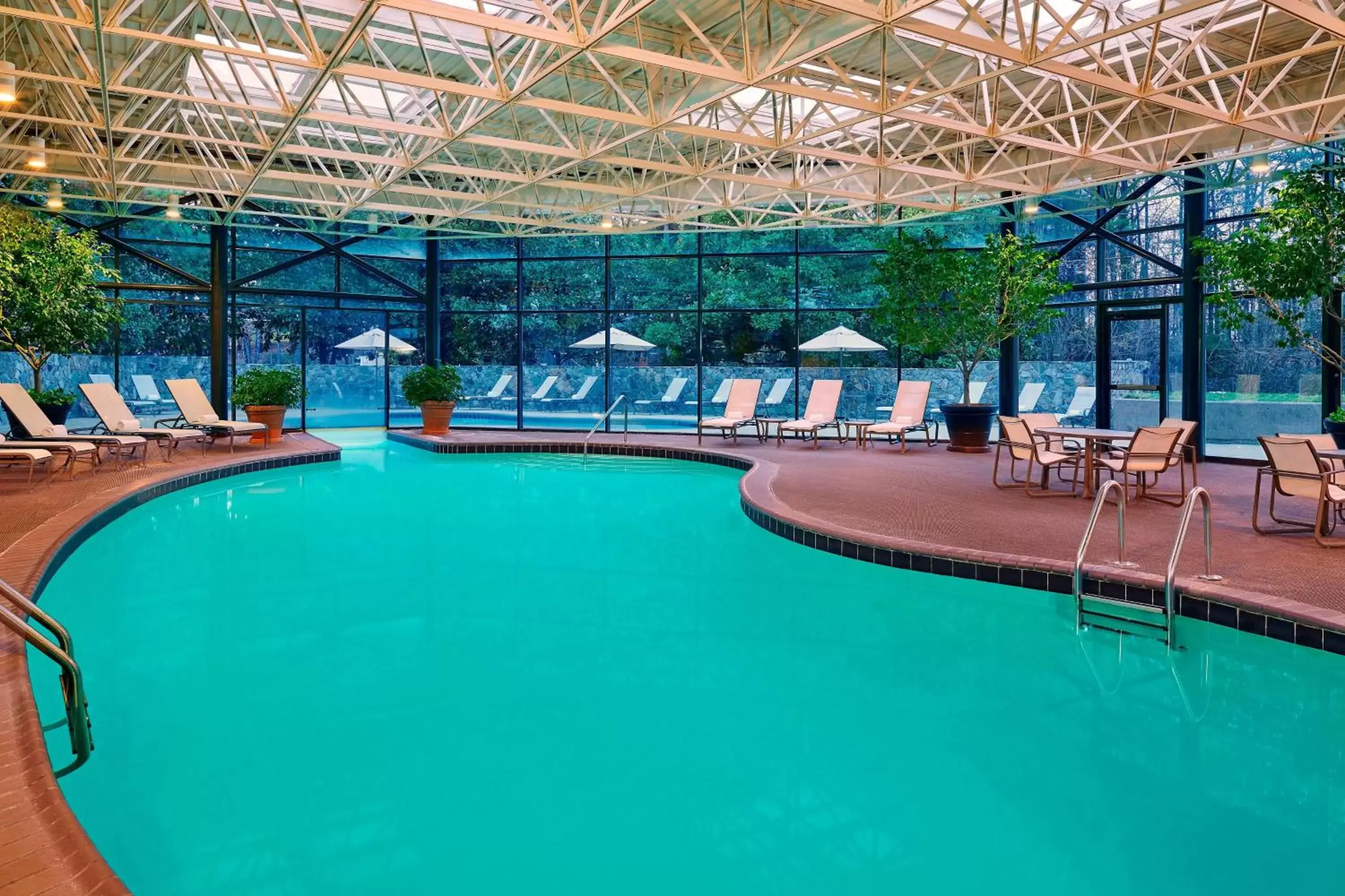 Swimming Pool in The Westin Atlanta Airport