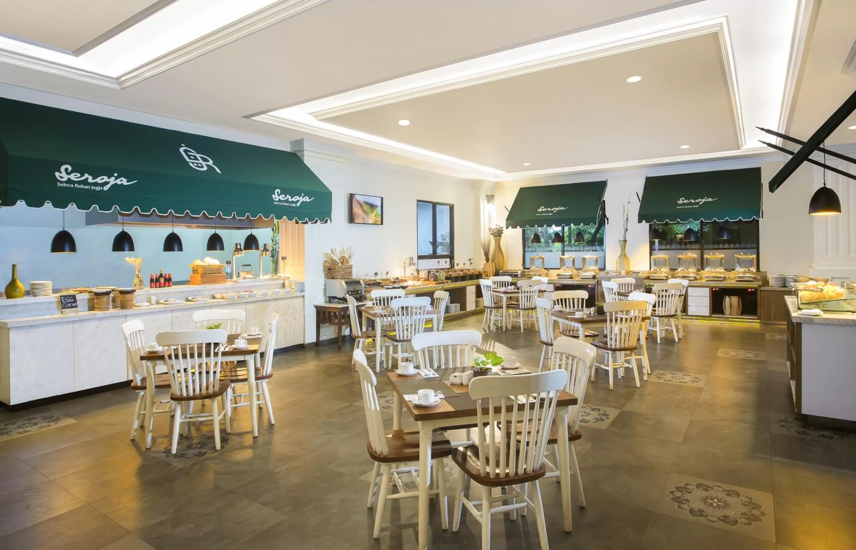 Restaurant/places to eat in Grand Rohan Jogja