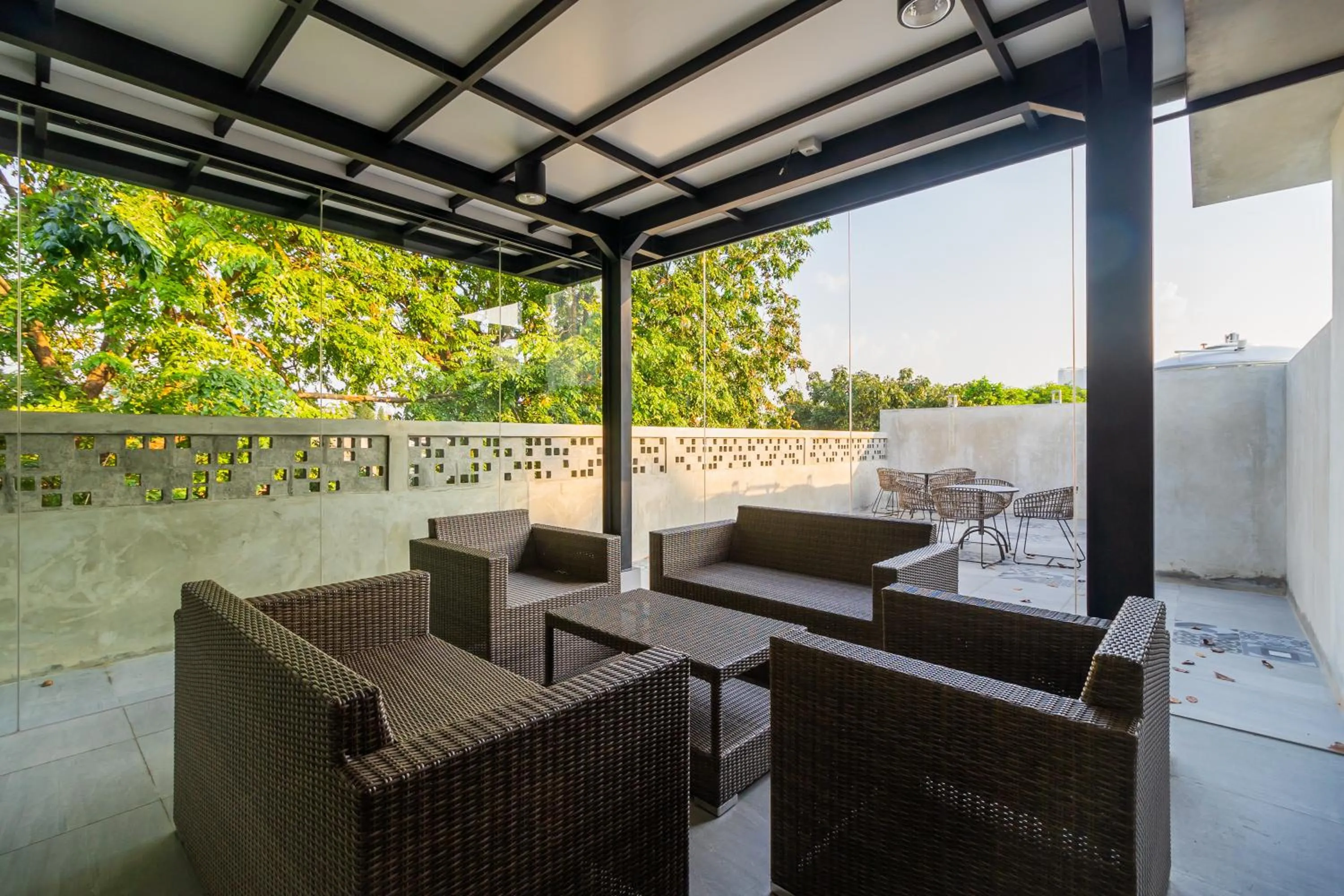 Seating area in RedDoorz Plus near Senayan City