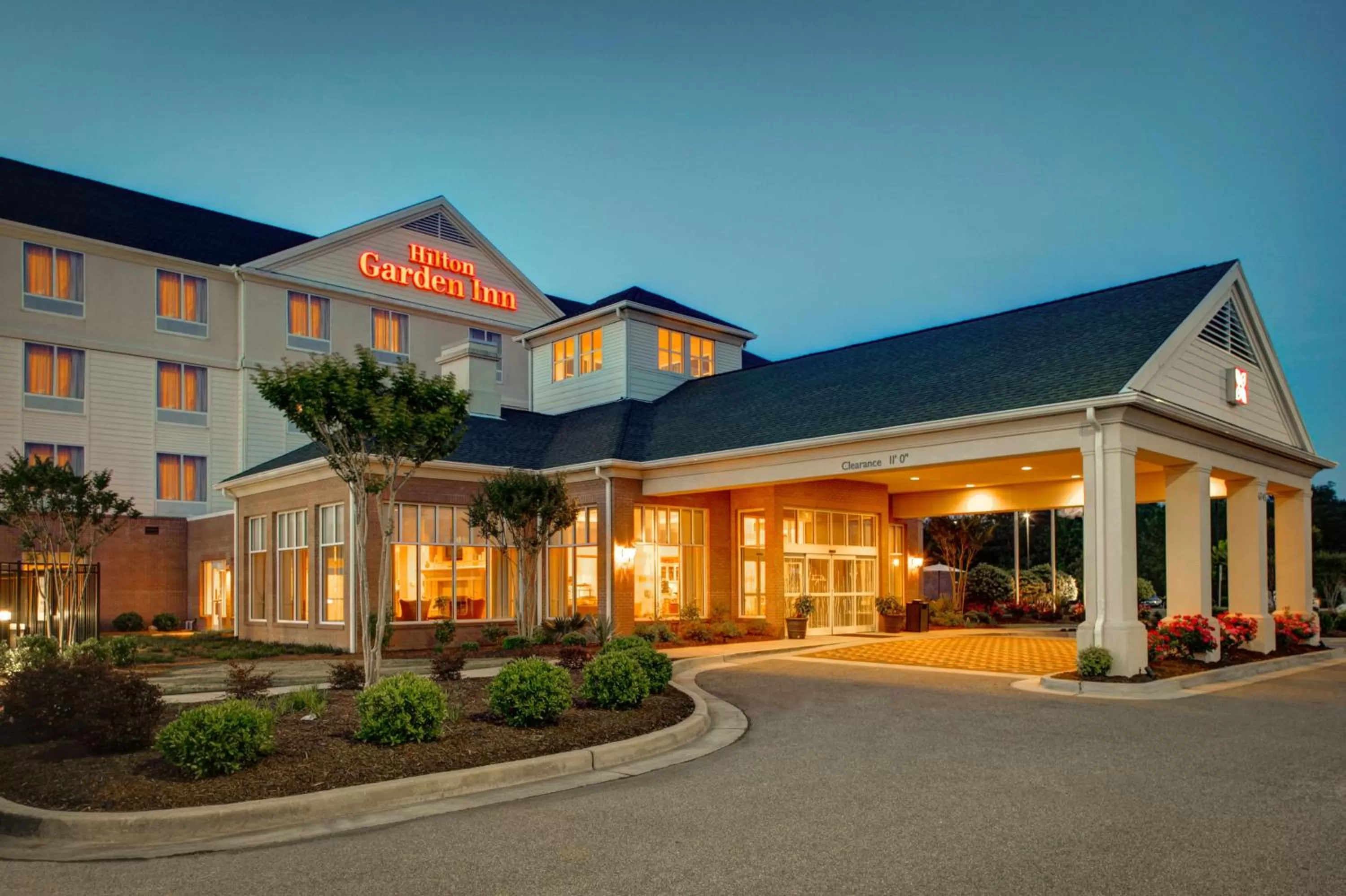 Property building in Hilton Garden Inn Wilmington Mayfaire Town Center