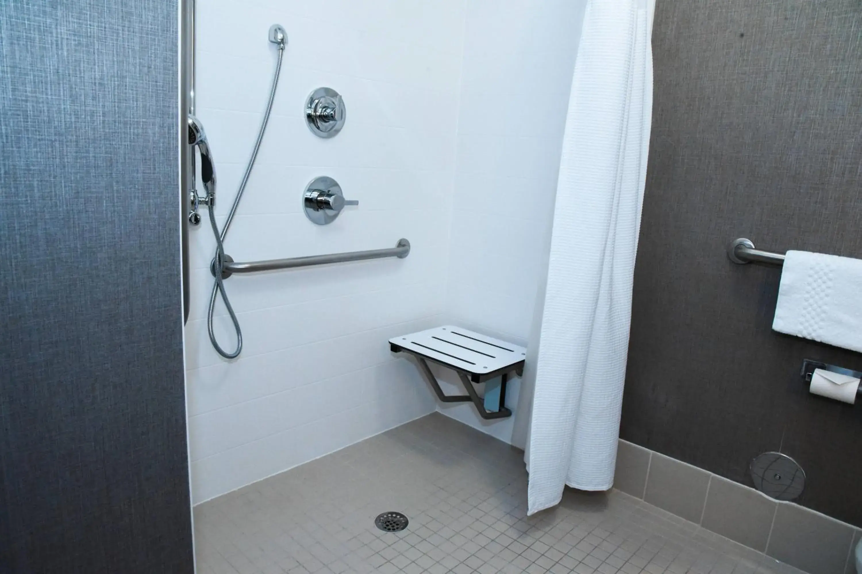 Bathroom in SpringHill Suites by Marriott Austin The Domain Area