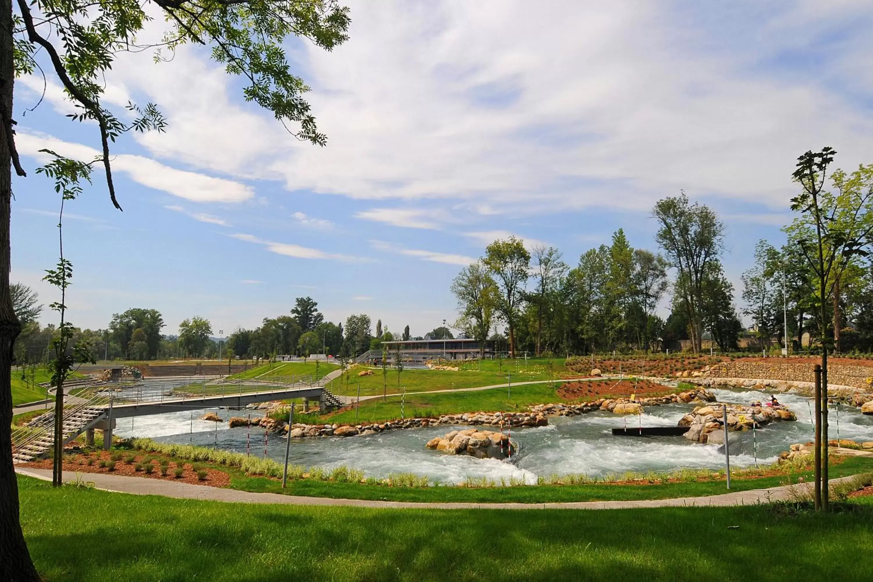 Nearby landmark, Garden in Hotel Parc Beaumont & Spa Pau - MGallery