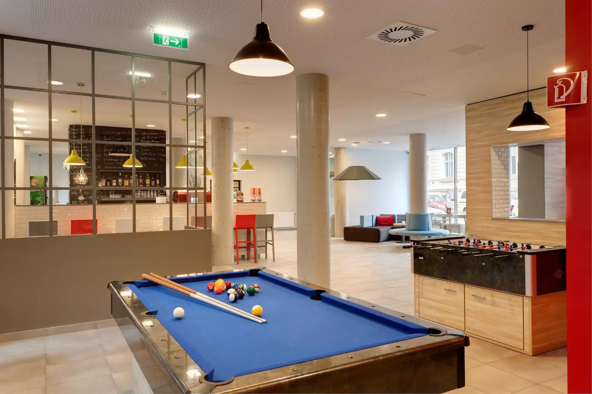 Lobby or reception, Billiards in MEININGER Hotel Wien Downtown Franz