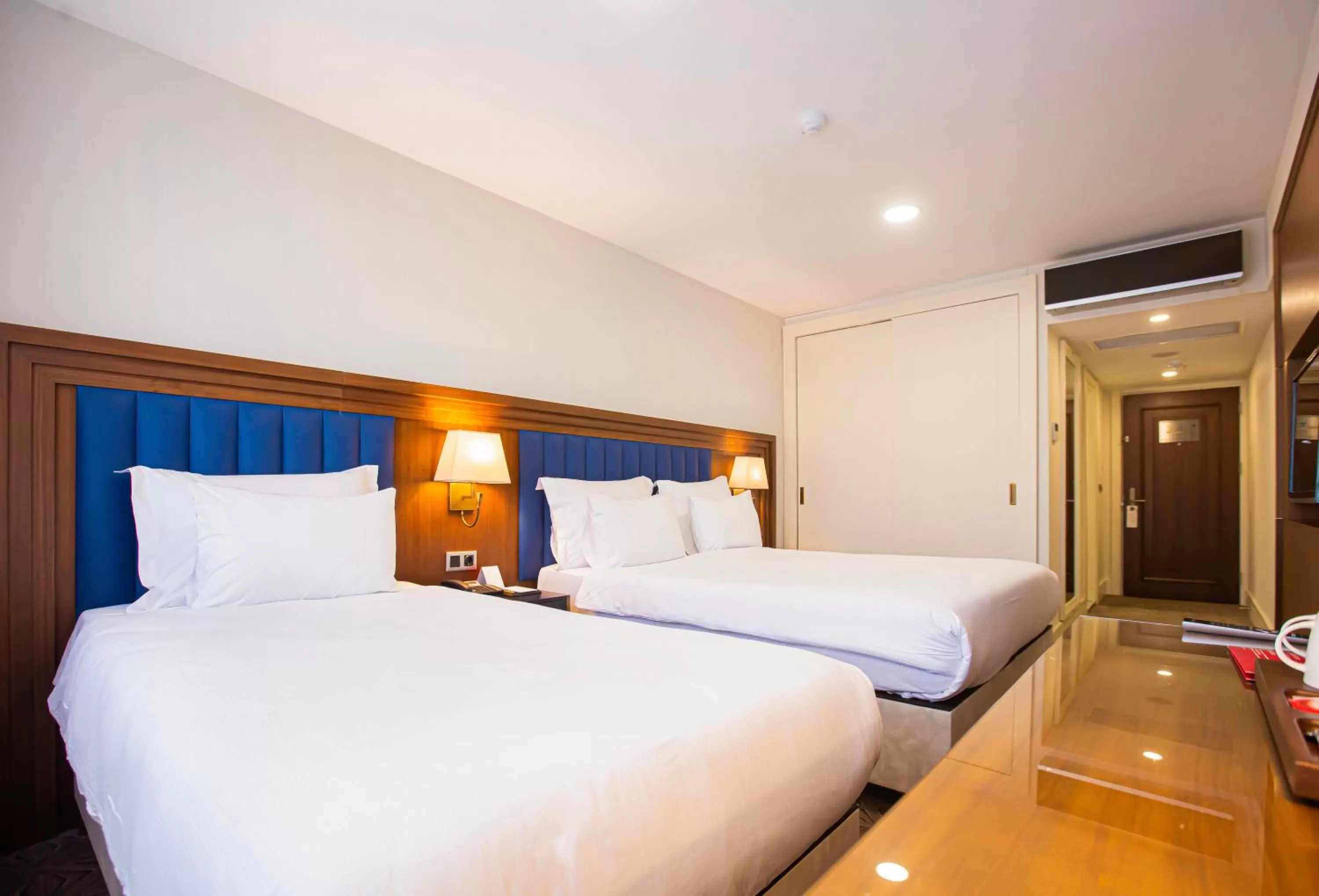 Bed in Ramada Plaza Sultanahmet