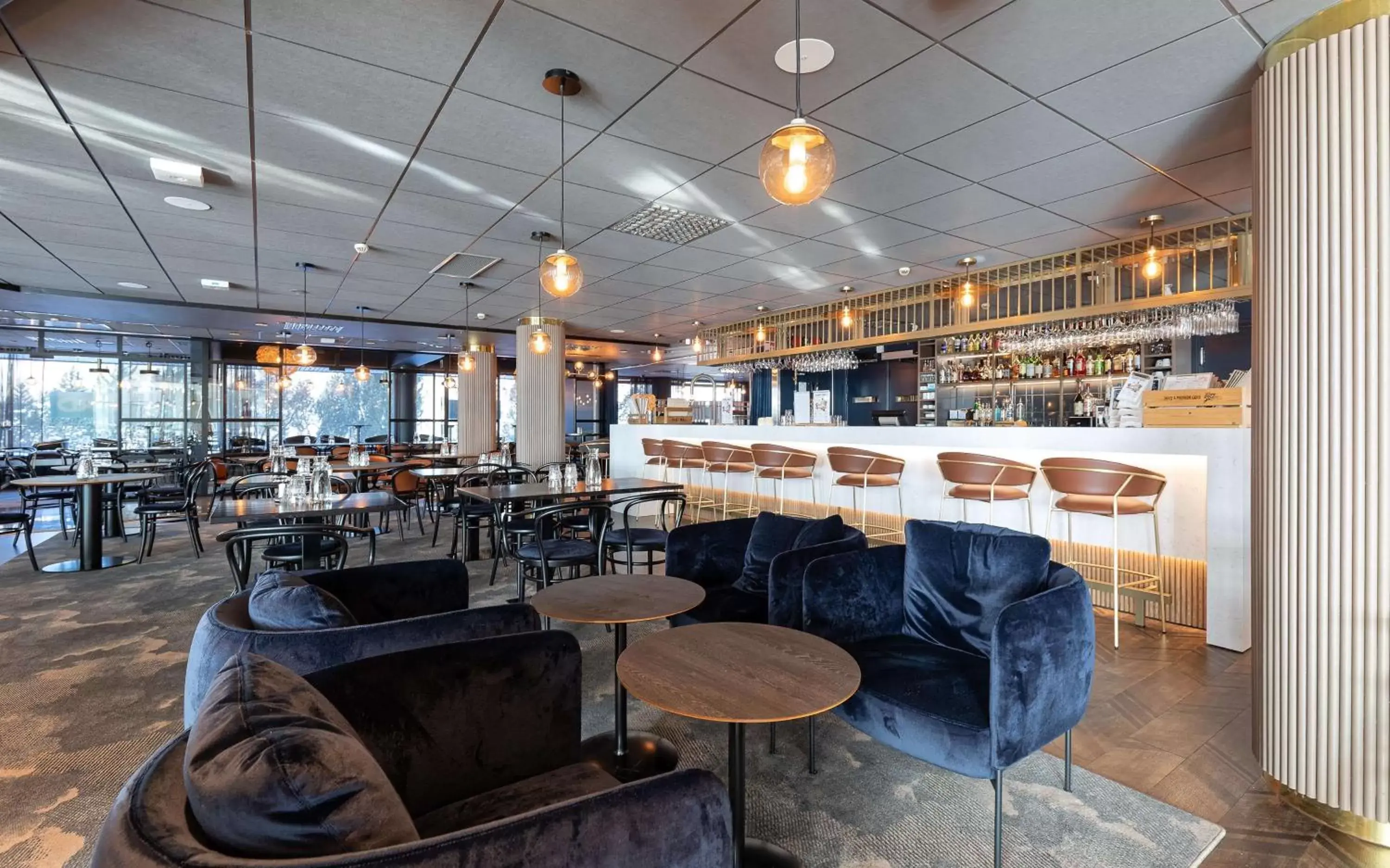 Lounge or bar, Restaurant/Places to Eat in Scandic Kuopio