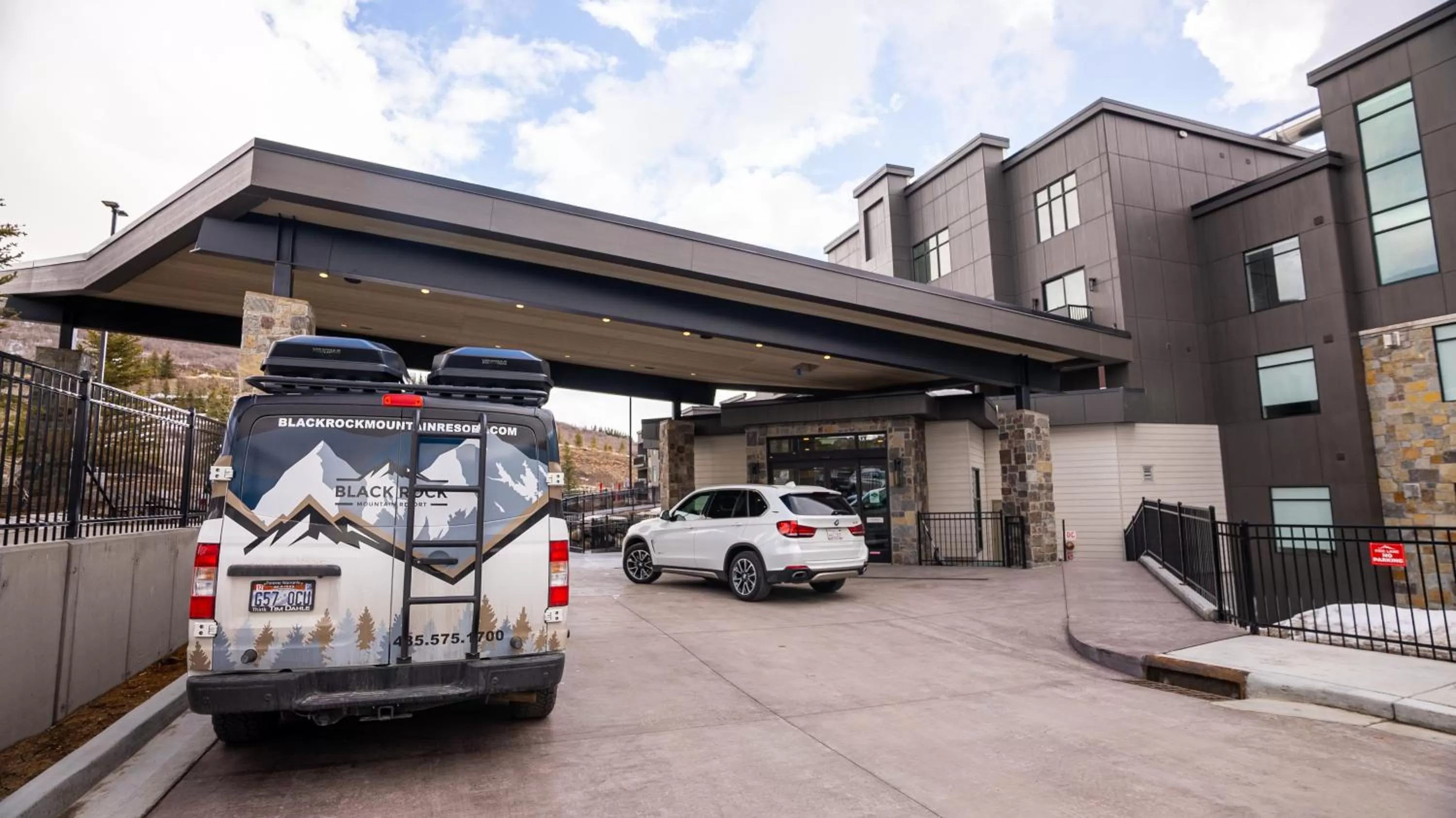 Property building in Black Rock Mountain Resort