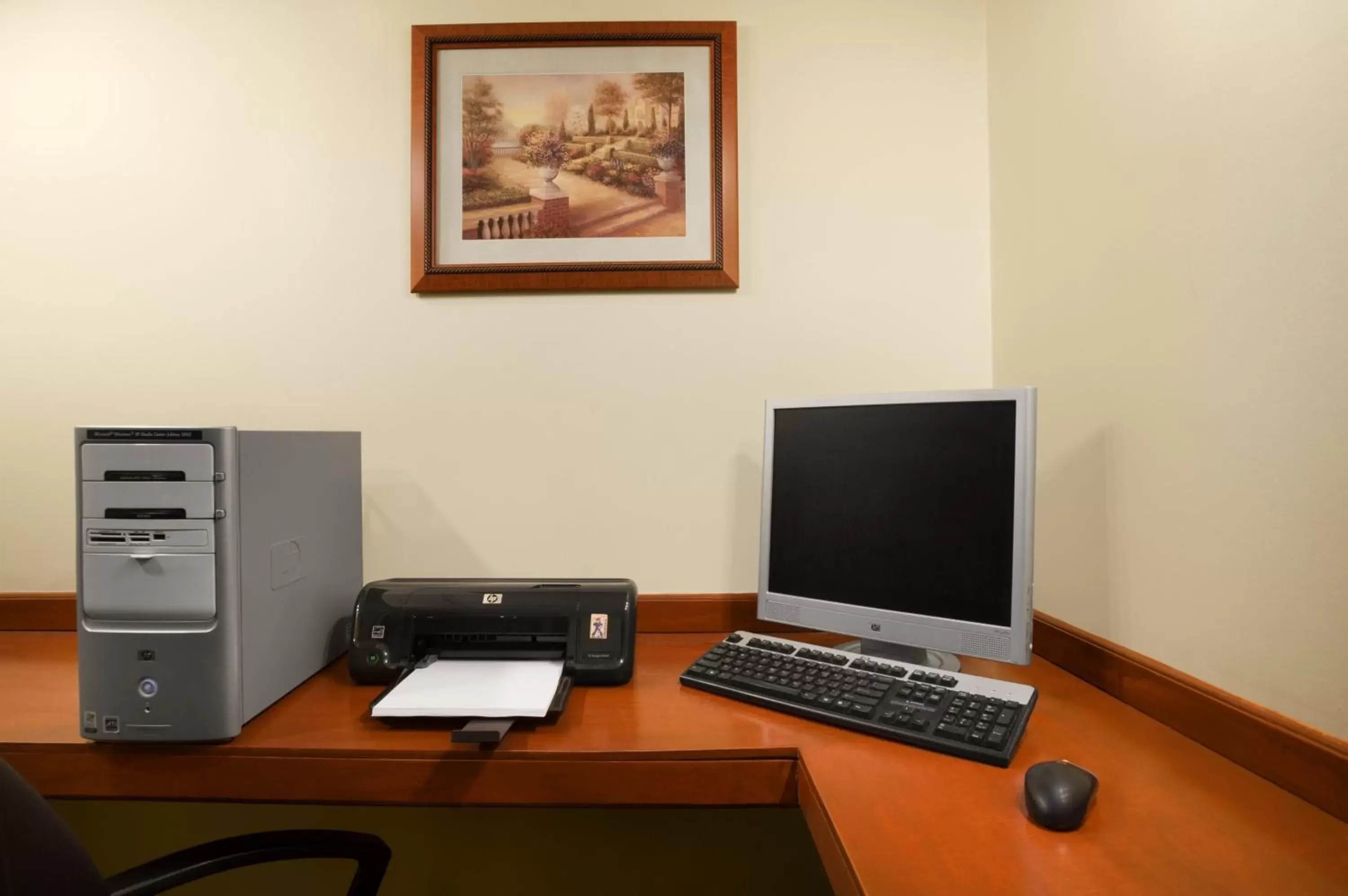 Business facilities, TV/Entertainment Center in Caribe Hotel Ponce