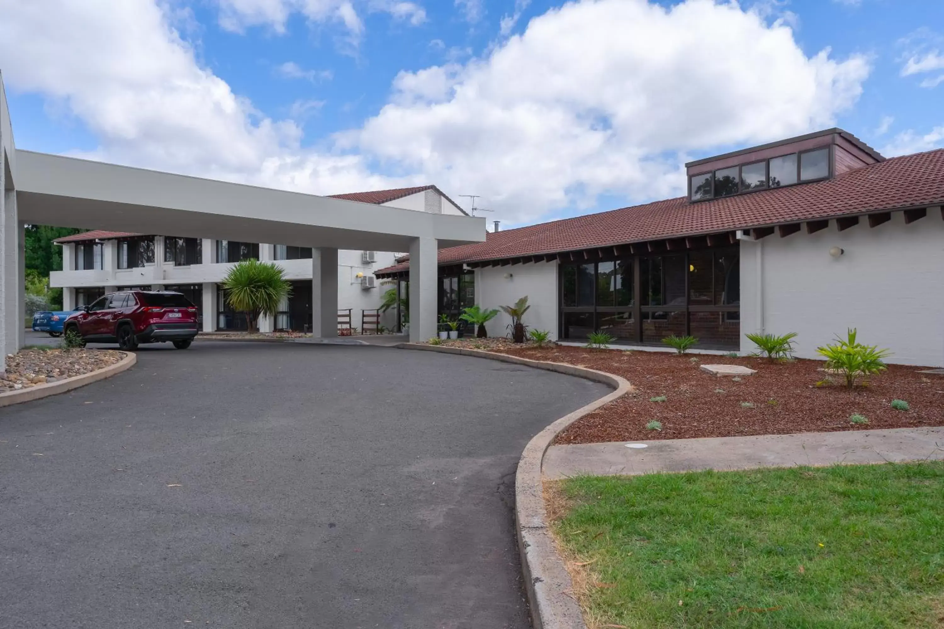 Facade/entrance, Property Building in All Seasons Motel Armidale