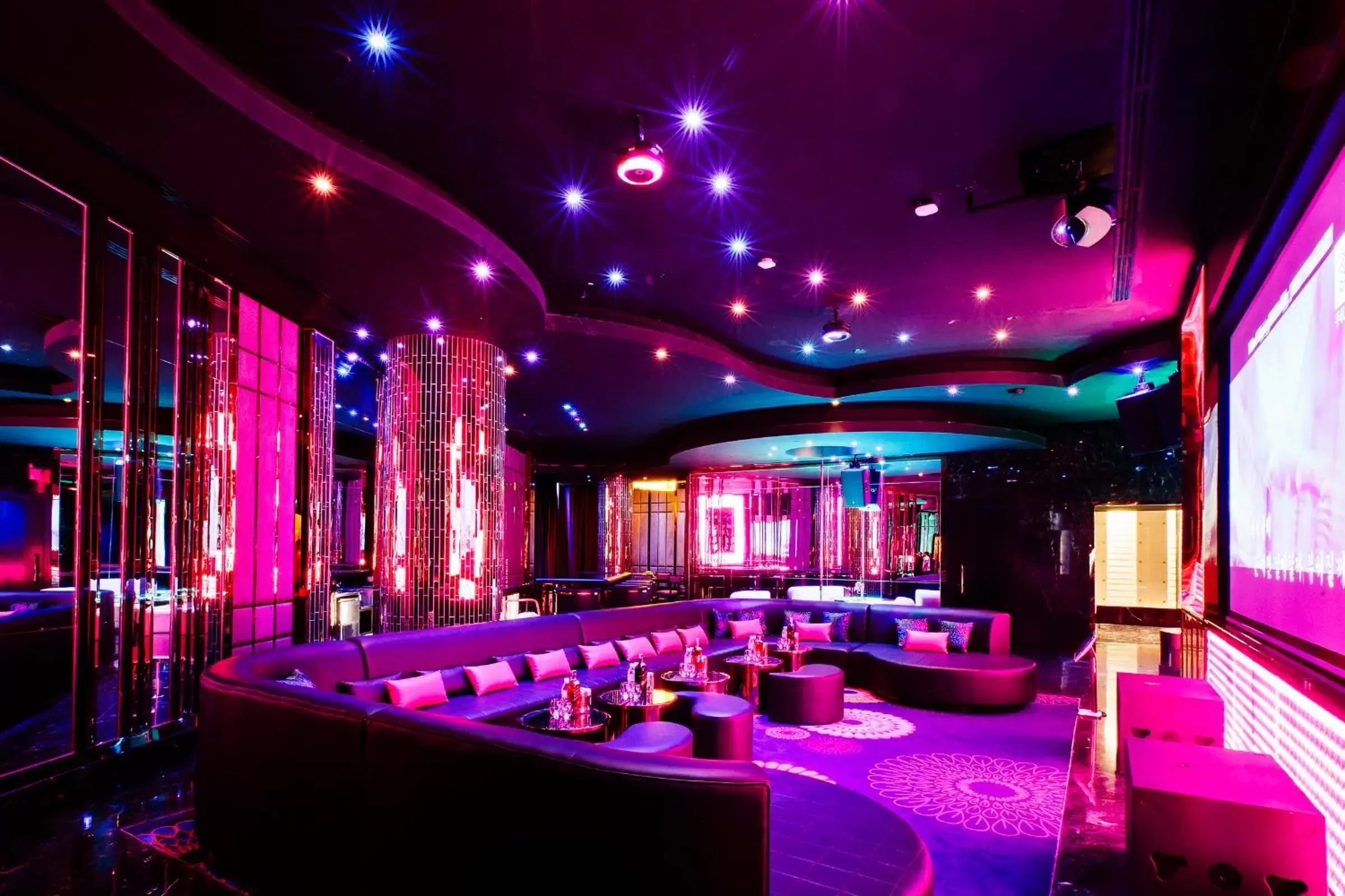 Karaoke in NagaWorld Hotel & Entertainment Complex