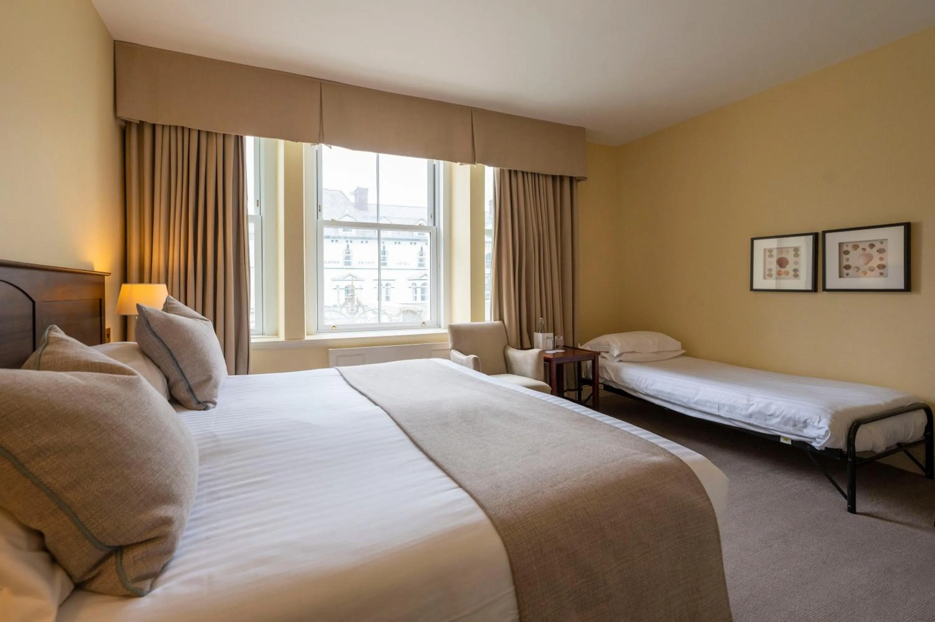 Bed in St George's Hotel - Llandudno