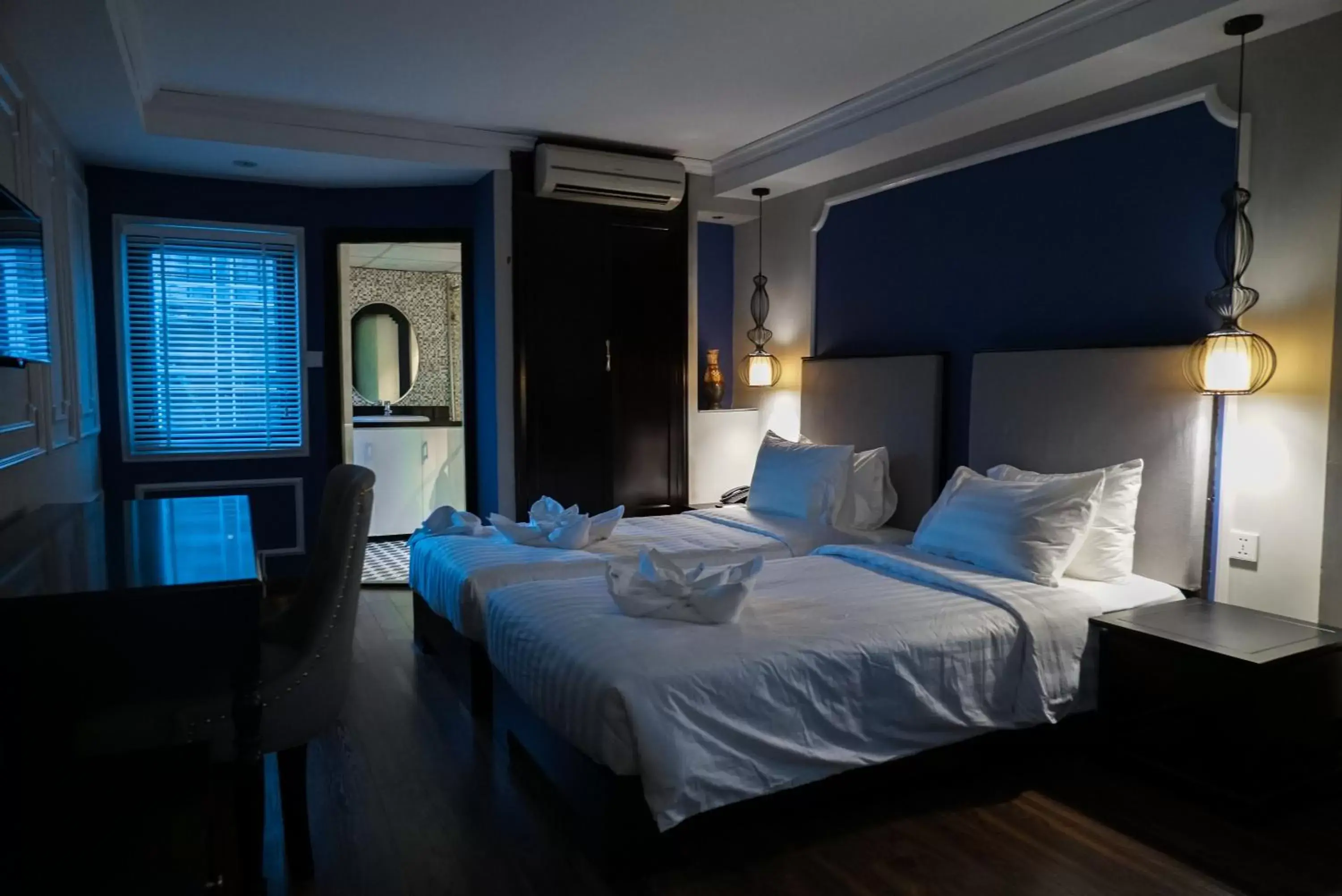 Bedroom, Bed in Hanoi La Castela Hotel