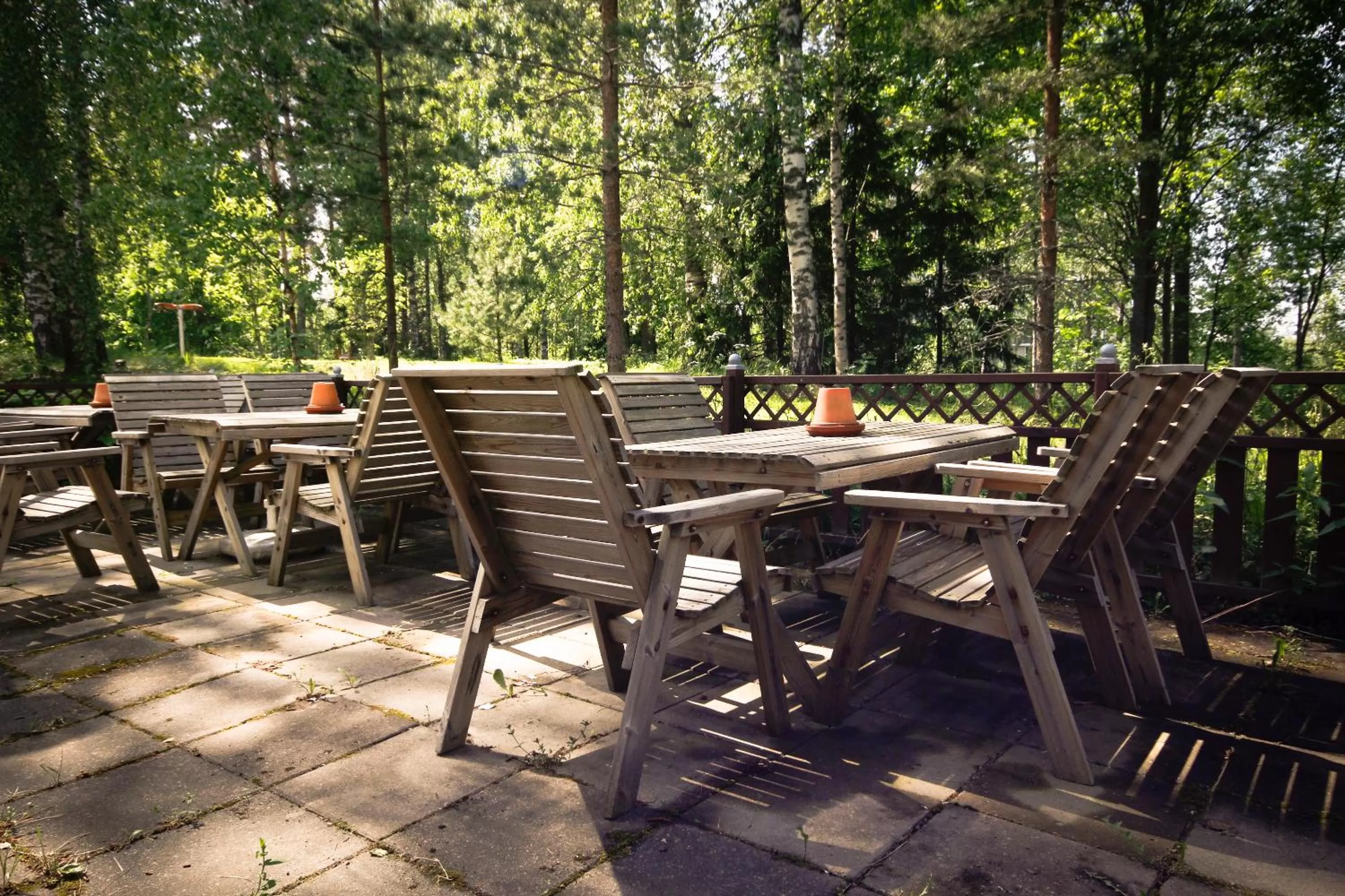 Restaurant/Places to Eat in Hotelli Pesti