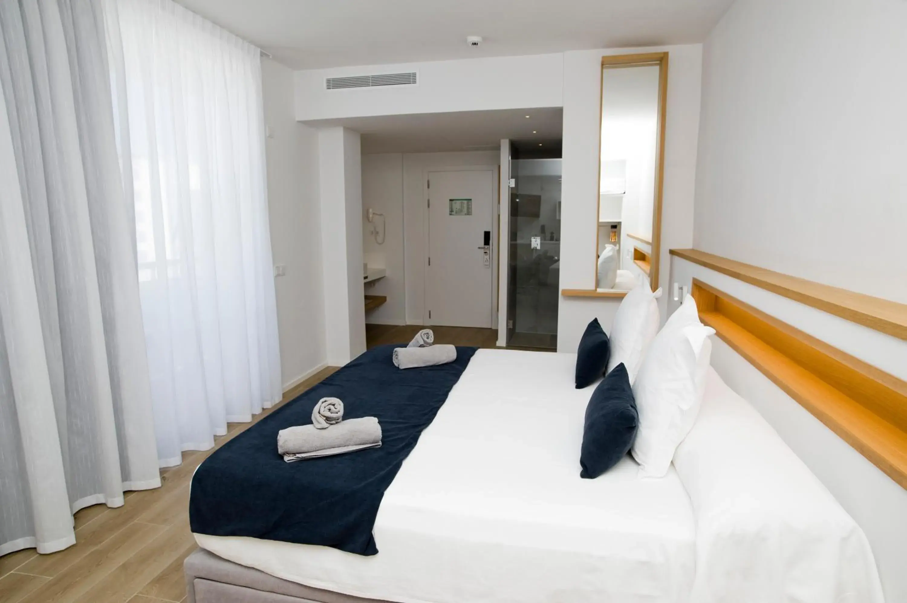 Bed in Hotel Anfora Ibiza