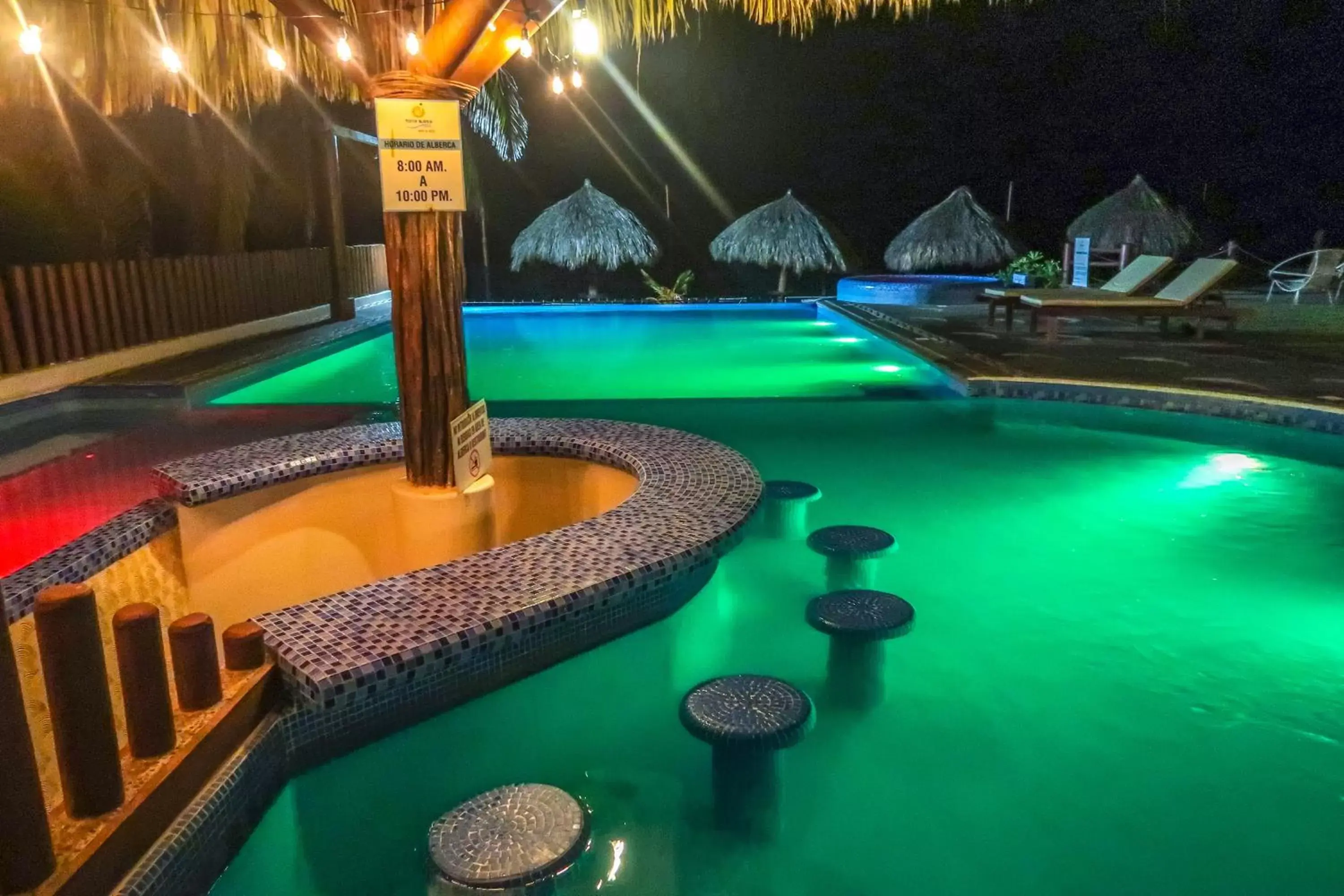 Swimming Pool in Hotel Villas Punta Blanca