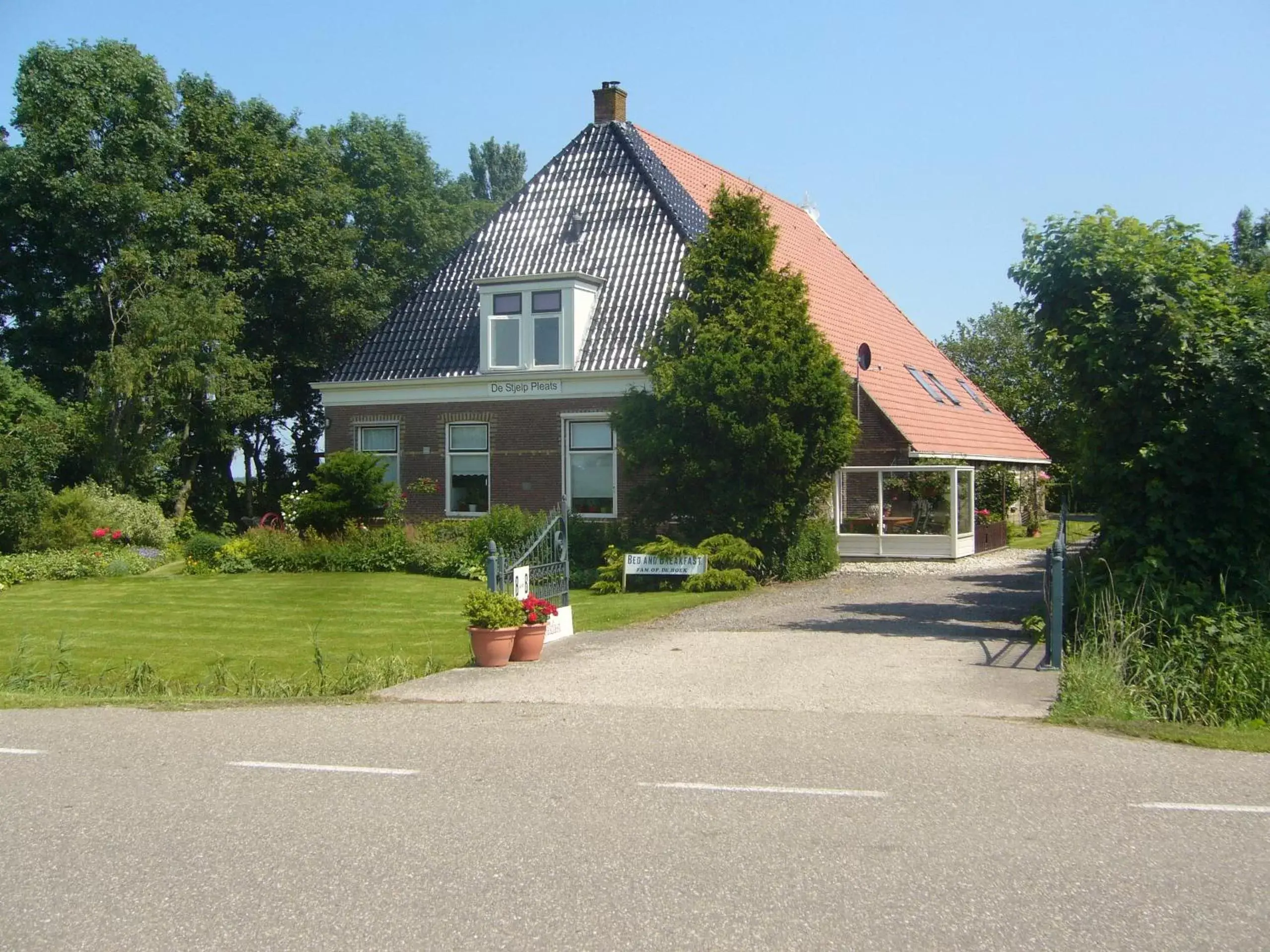 Property Building in de Stjelp Pleats