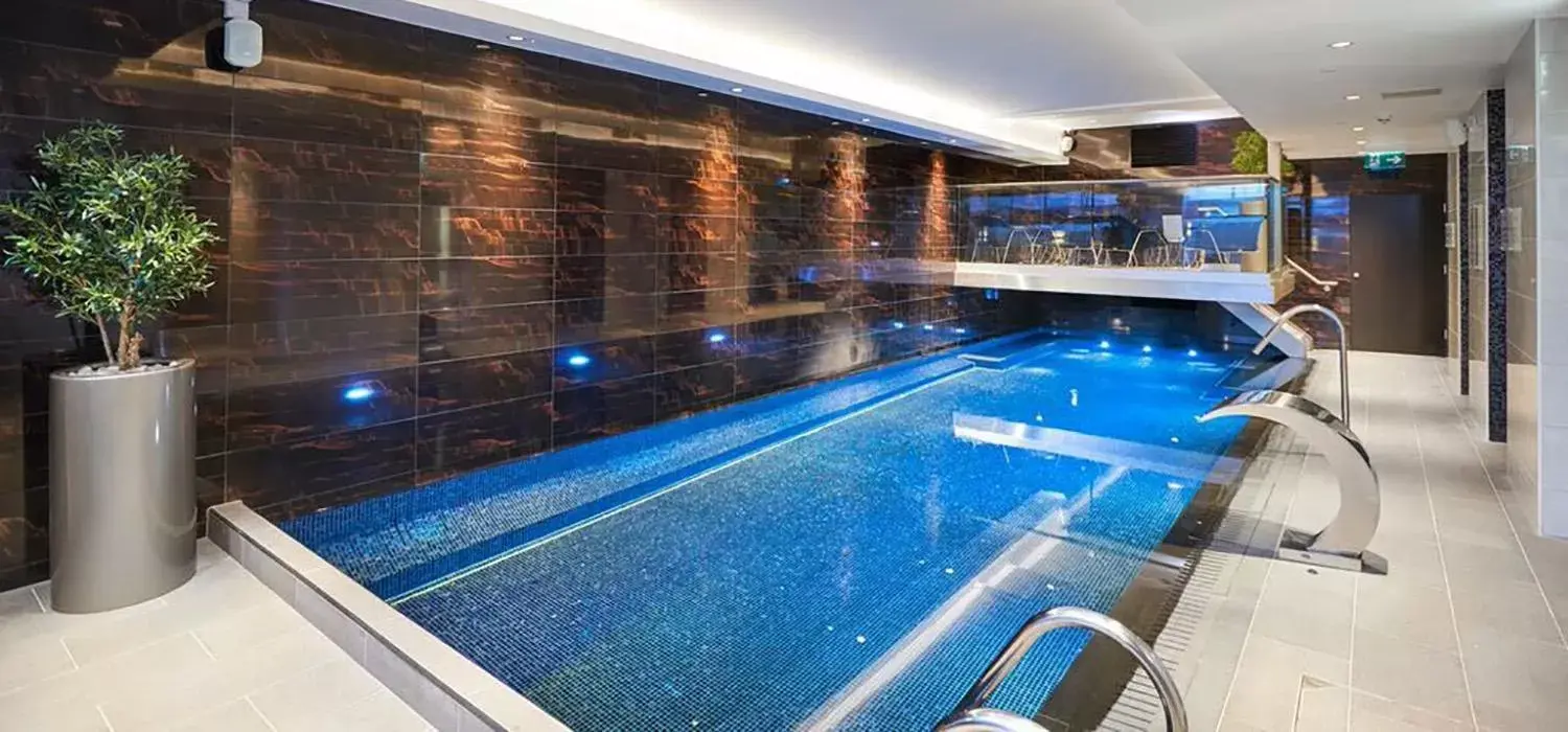 , Swimming Pool in DoubleTree by Hilton Hotel & Spa Liverpool