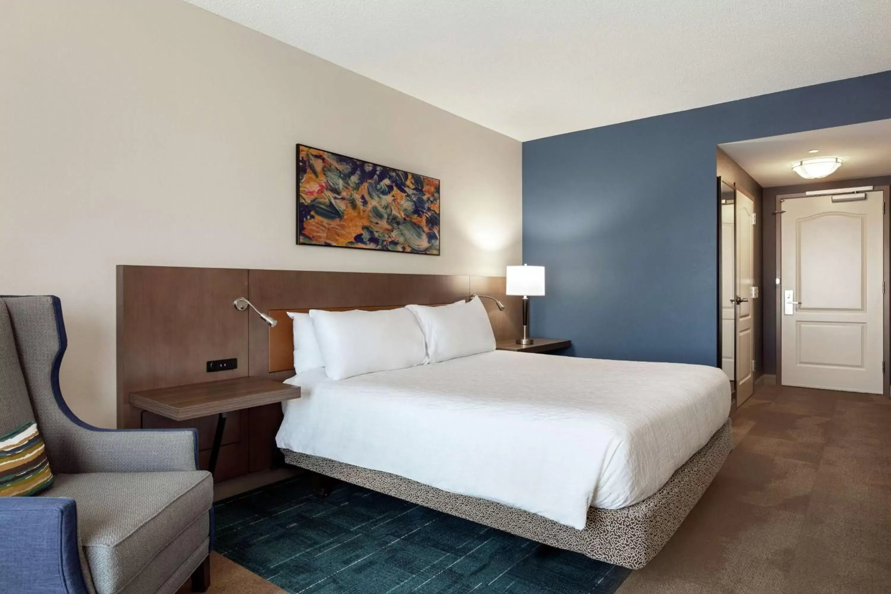 Living room, Bed in Hilton Garden Inn Harrisburg East