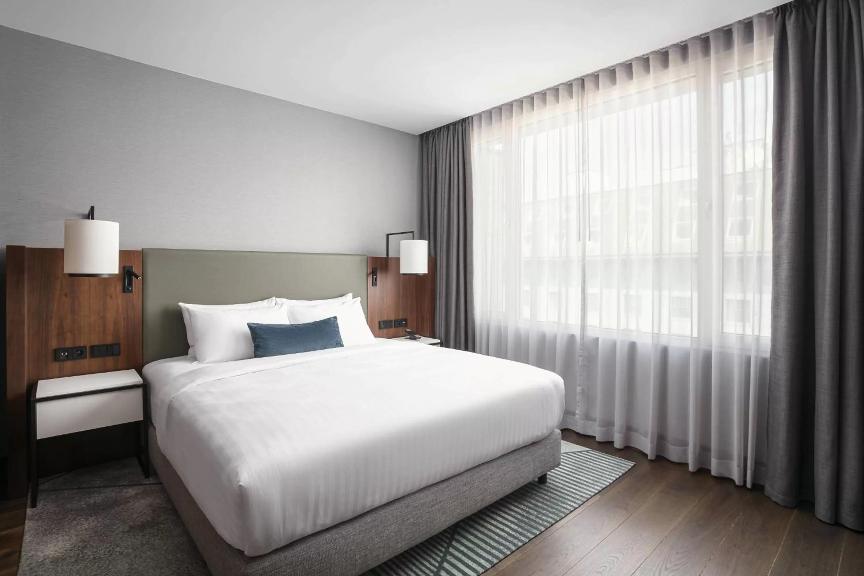 Photo of the whole room, Bed in Prague Marriott Hotel