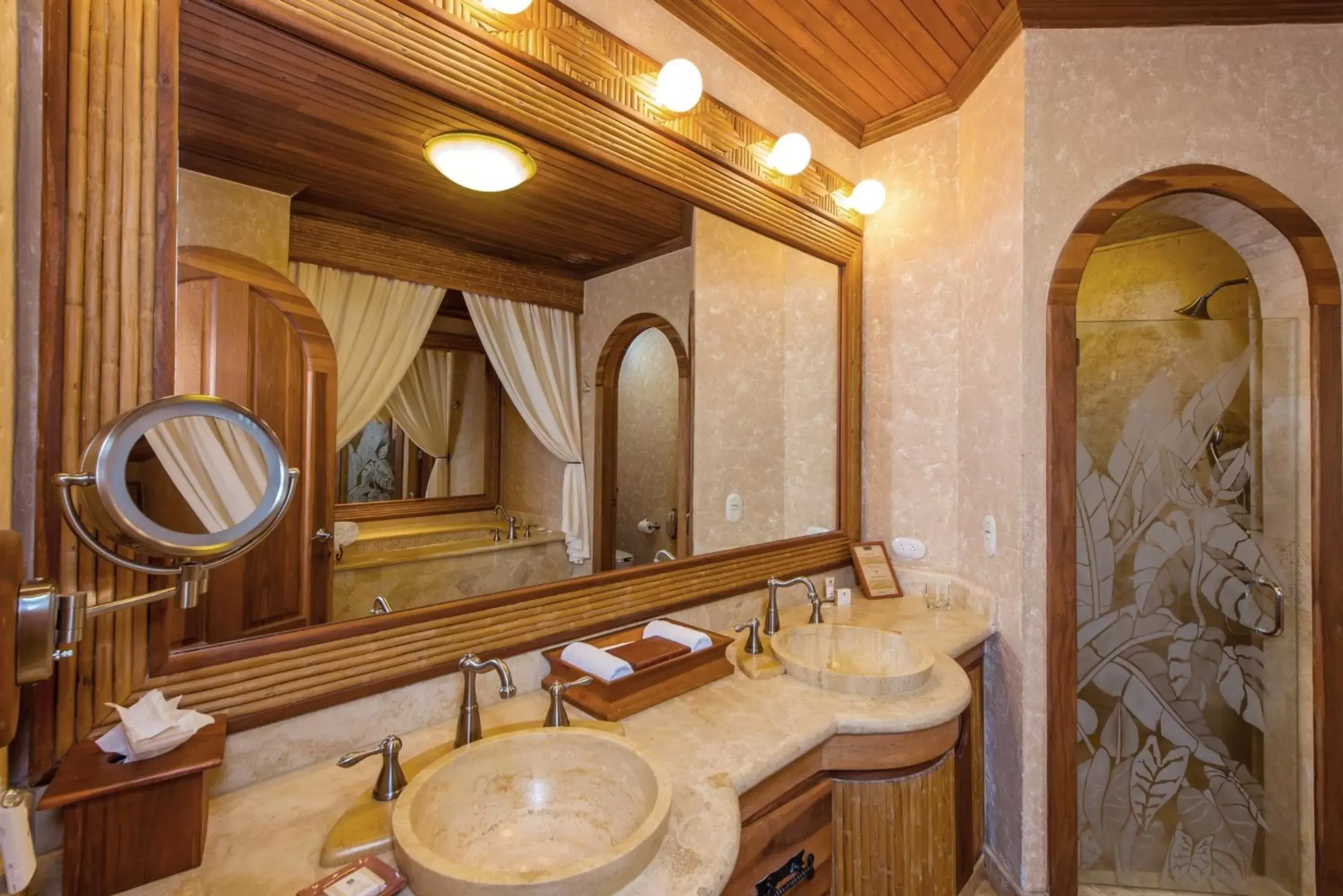 Shower, Bathroom in The Springs Resort & Spa at Arenal