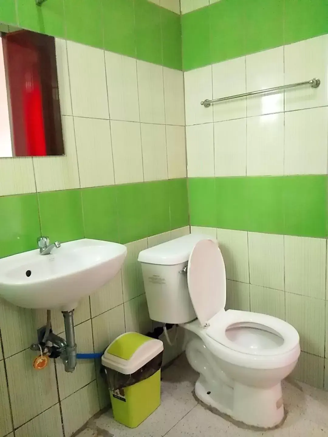 Toilet, Bathroom in Aosmec Square Hotel