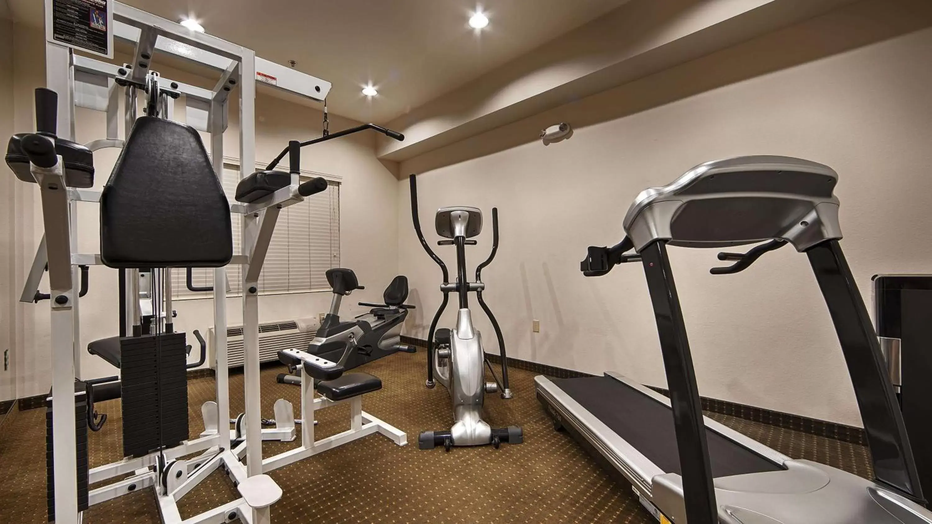 Fitness centre/facilities, Fitness Center/Facilities in Best Western Plus Lake Elsinore Inn & Suites