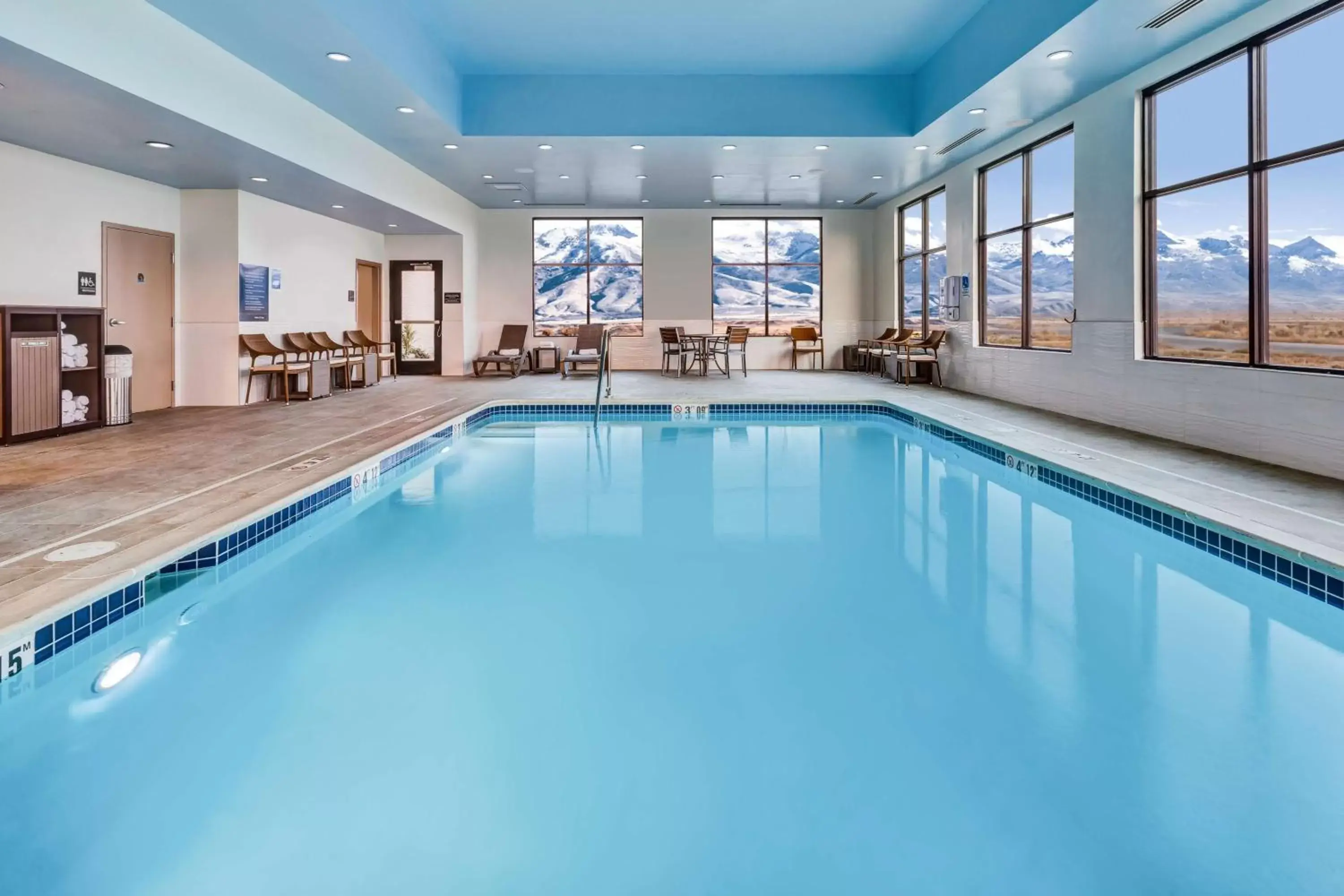 Pool view, Swimming Pool in Hampton Inn & Suites Wells, Nv