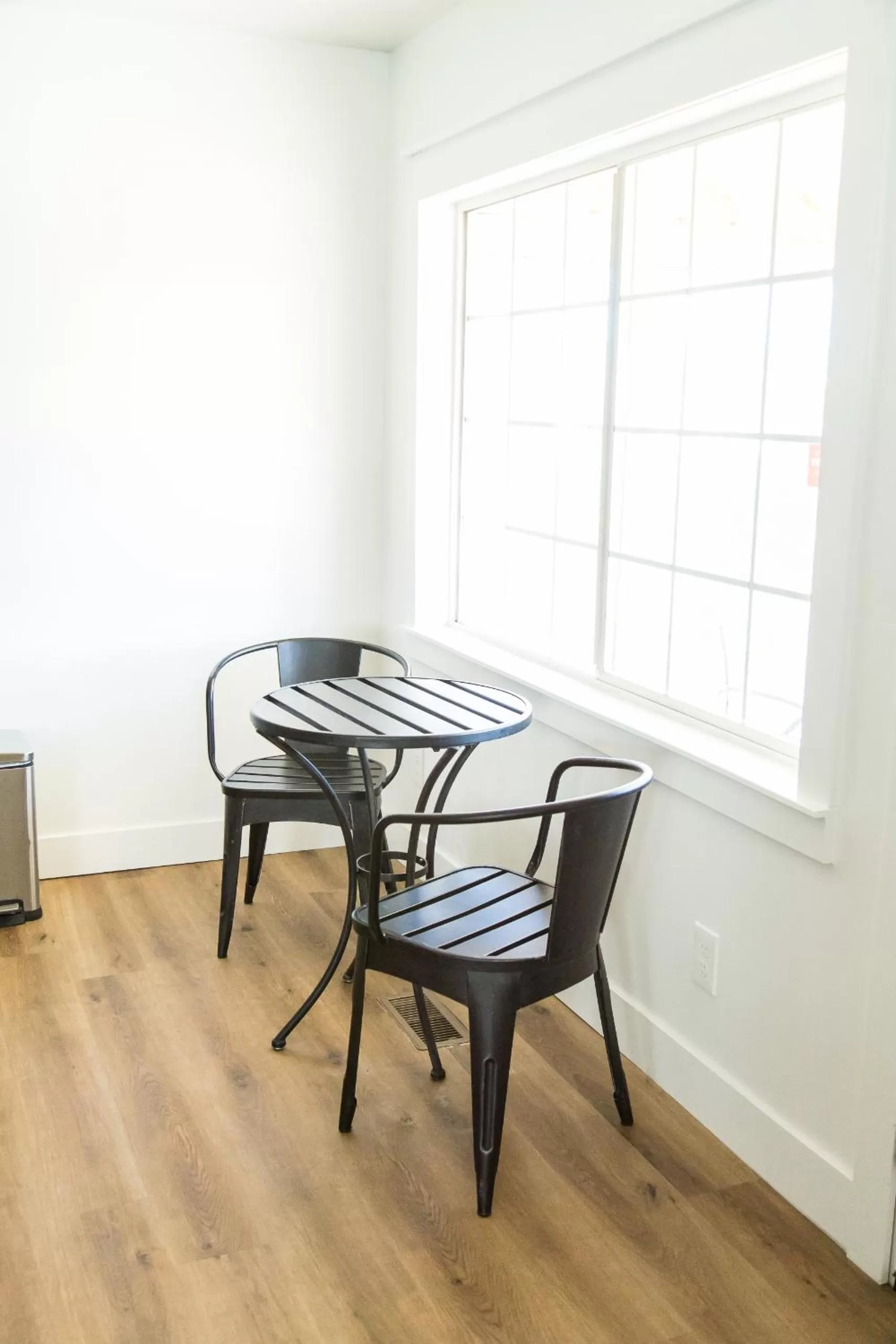 Dining area, Seating Area in Happy Trails BnB