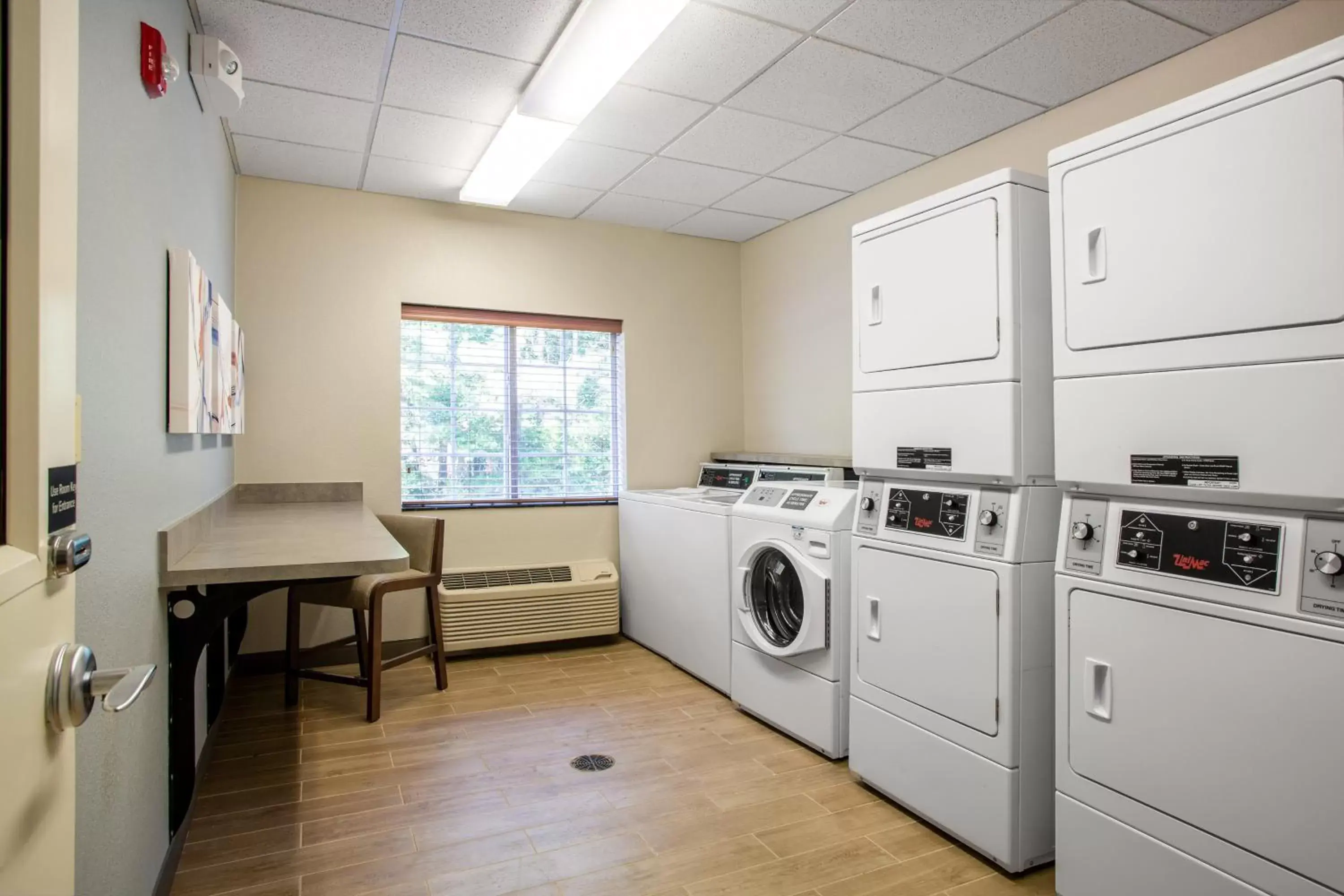 Other, Kitchen/Kitchenette in Candlewood Suites Apex Raleigh Area, an IHG Hotel