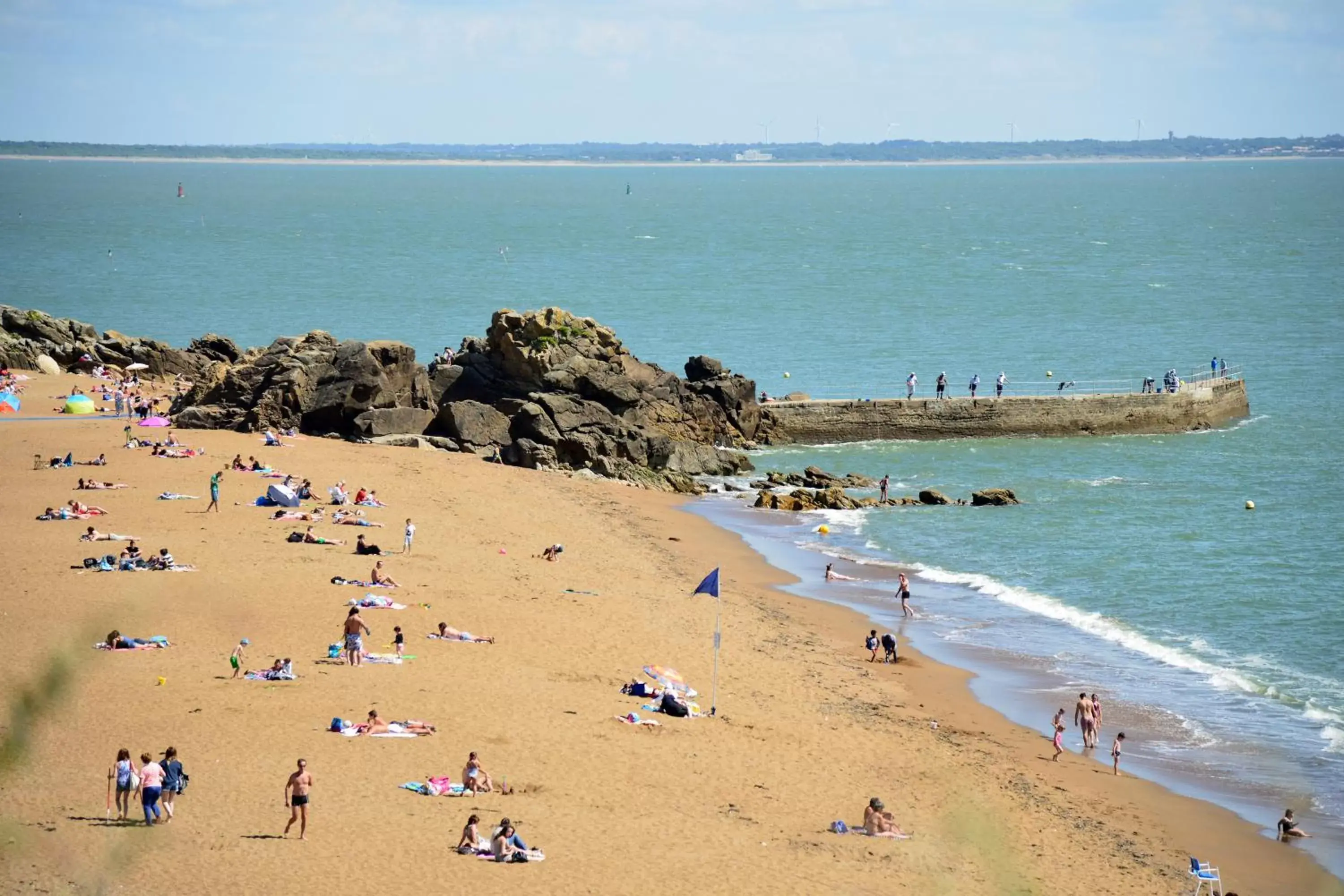 Beach in Holiday Inn Express Saint-Nazaire, an IHG Hotel