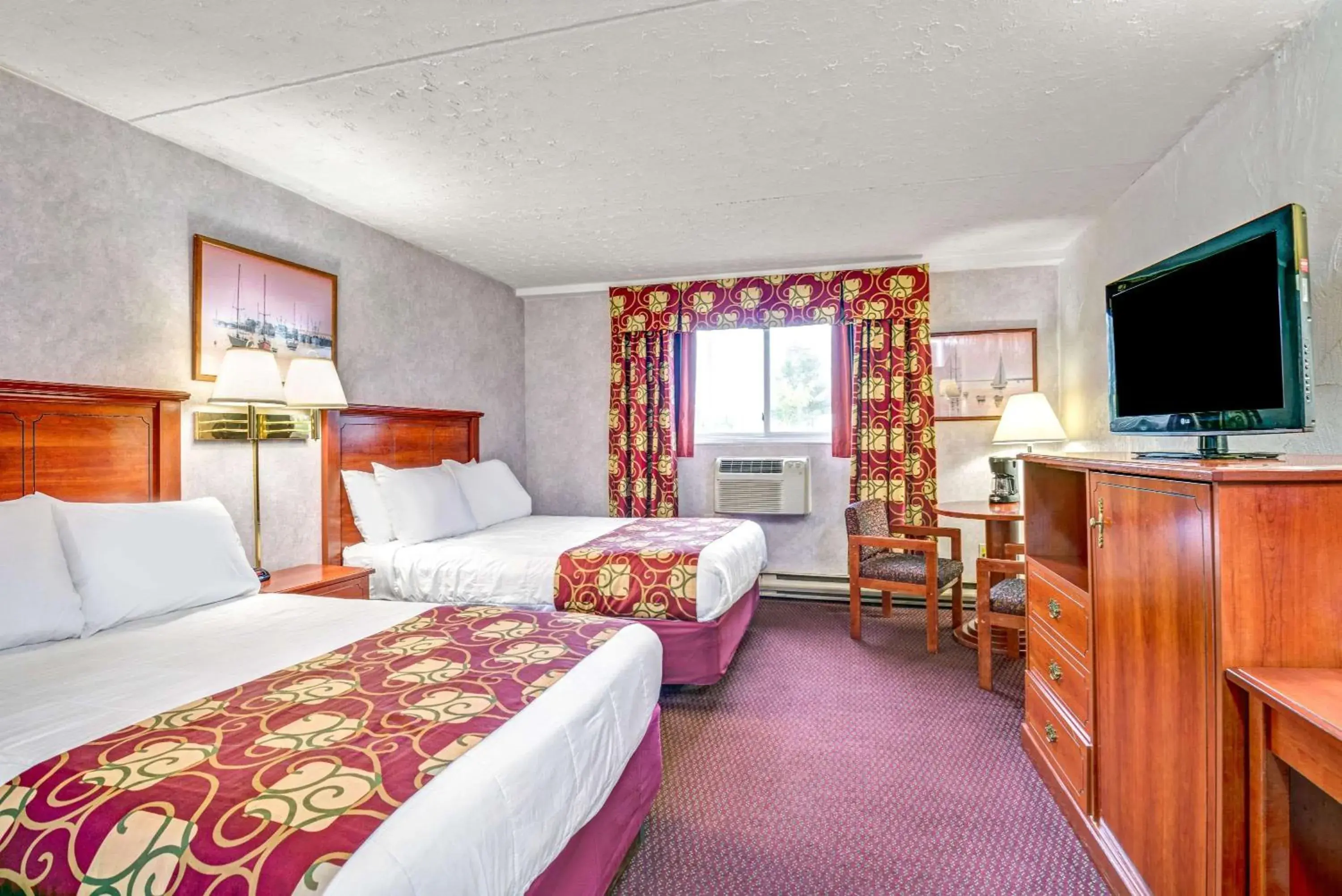 Business Double Room - Non-Smoking in Days Inn by Wyndham Airport/Maine Mall