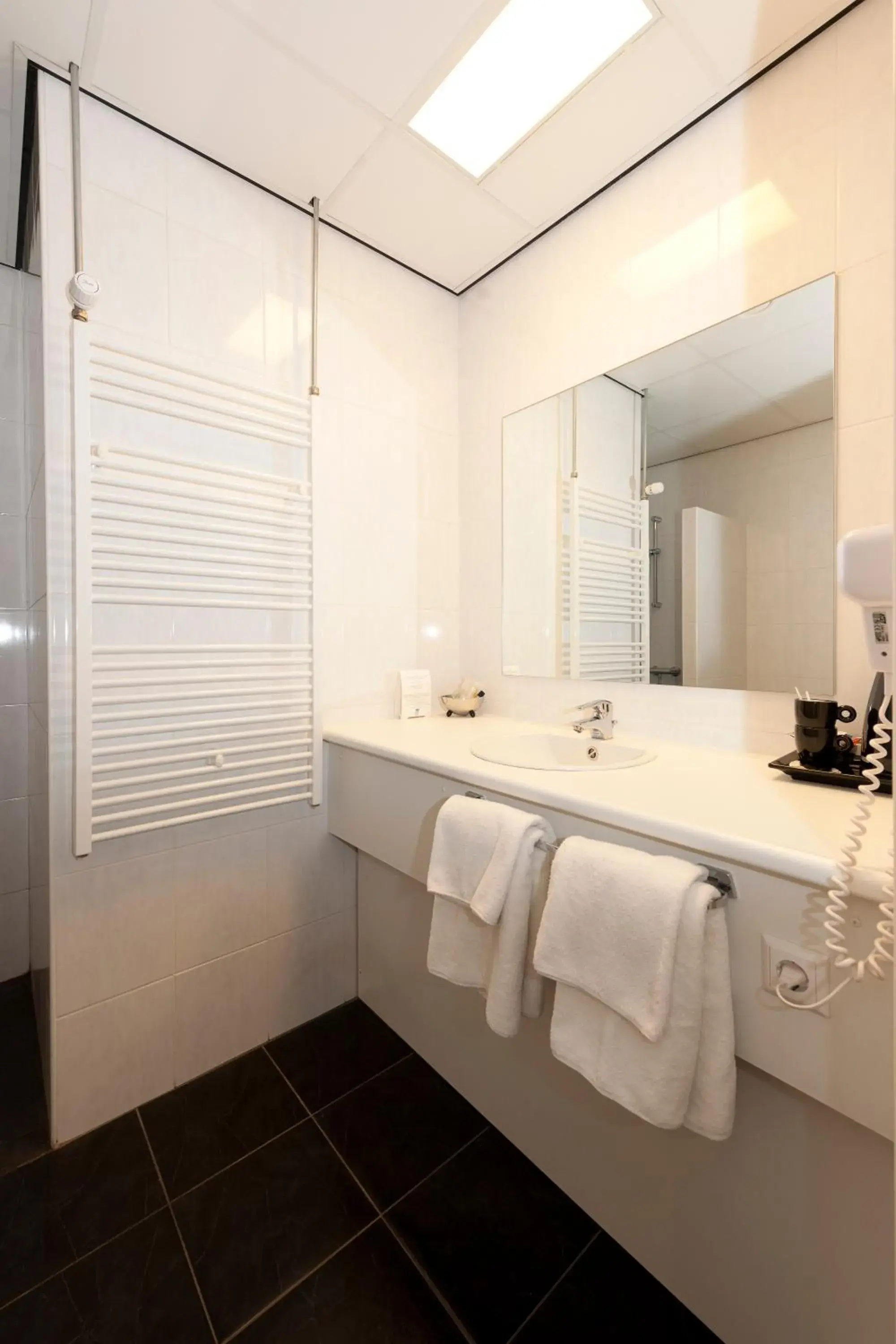 Bathroom in City Hotel Bergen op Zoom