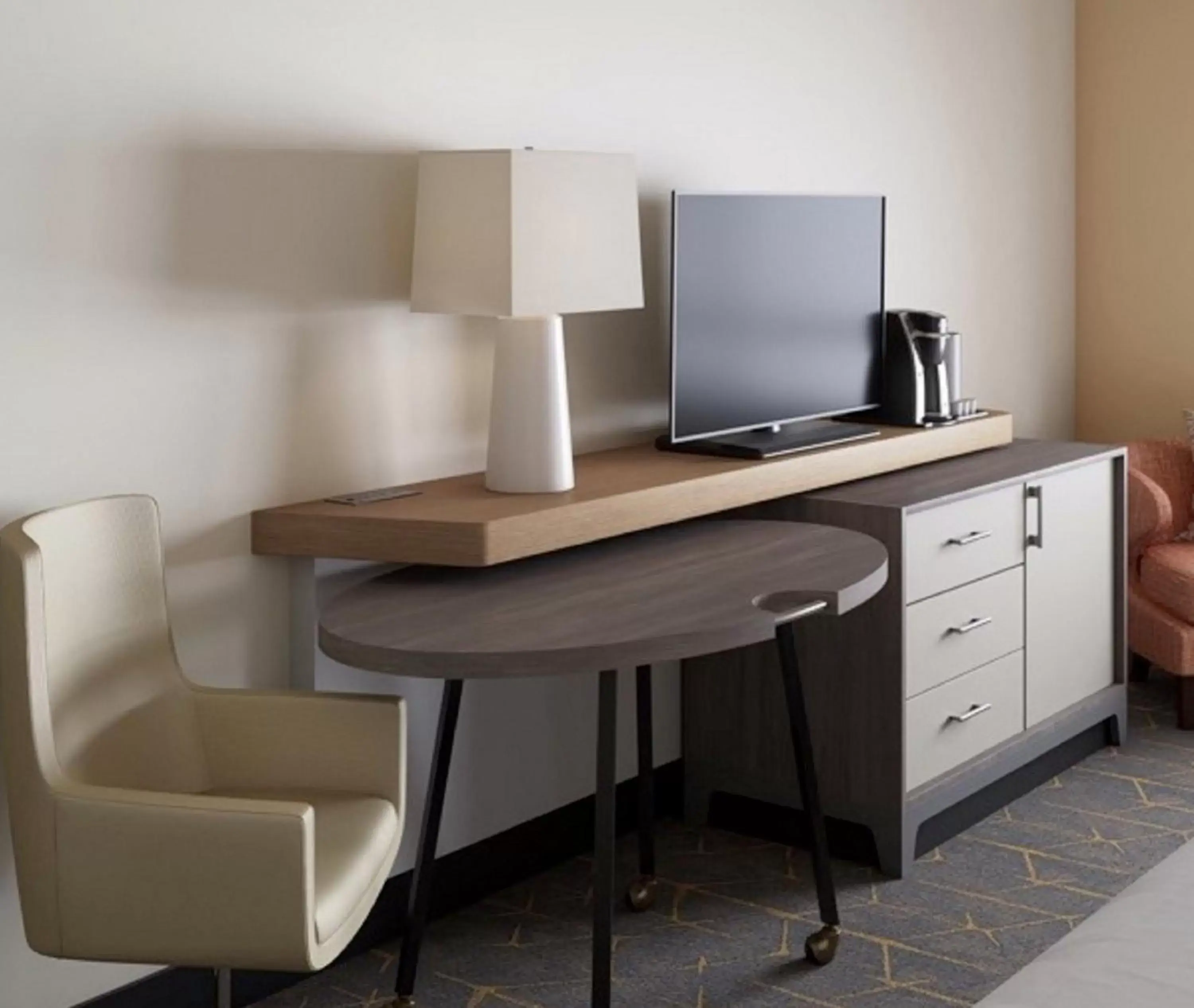 Photo of the whole room, TV/Entertainment Center in Holiday Inn Lansdale-Hatfield, an IHG Hotel