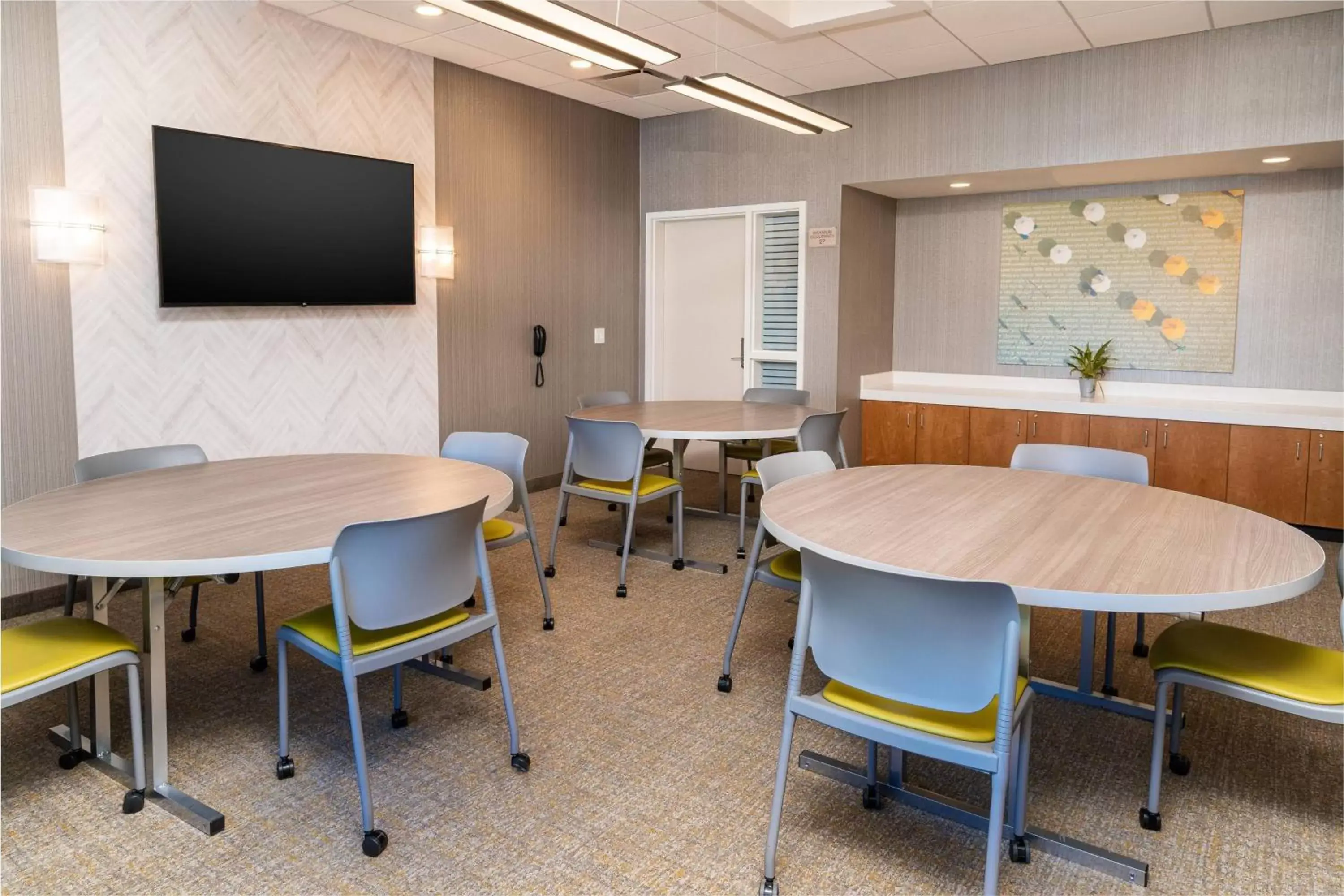 Meeting/conference room in SpringHill Suites by Marriott Irvine Lake Forest