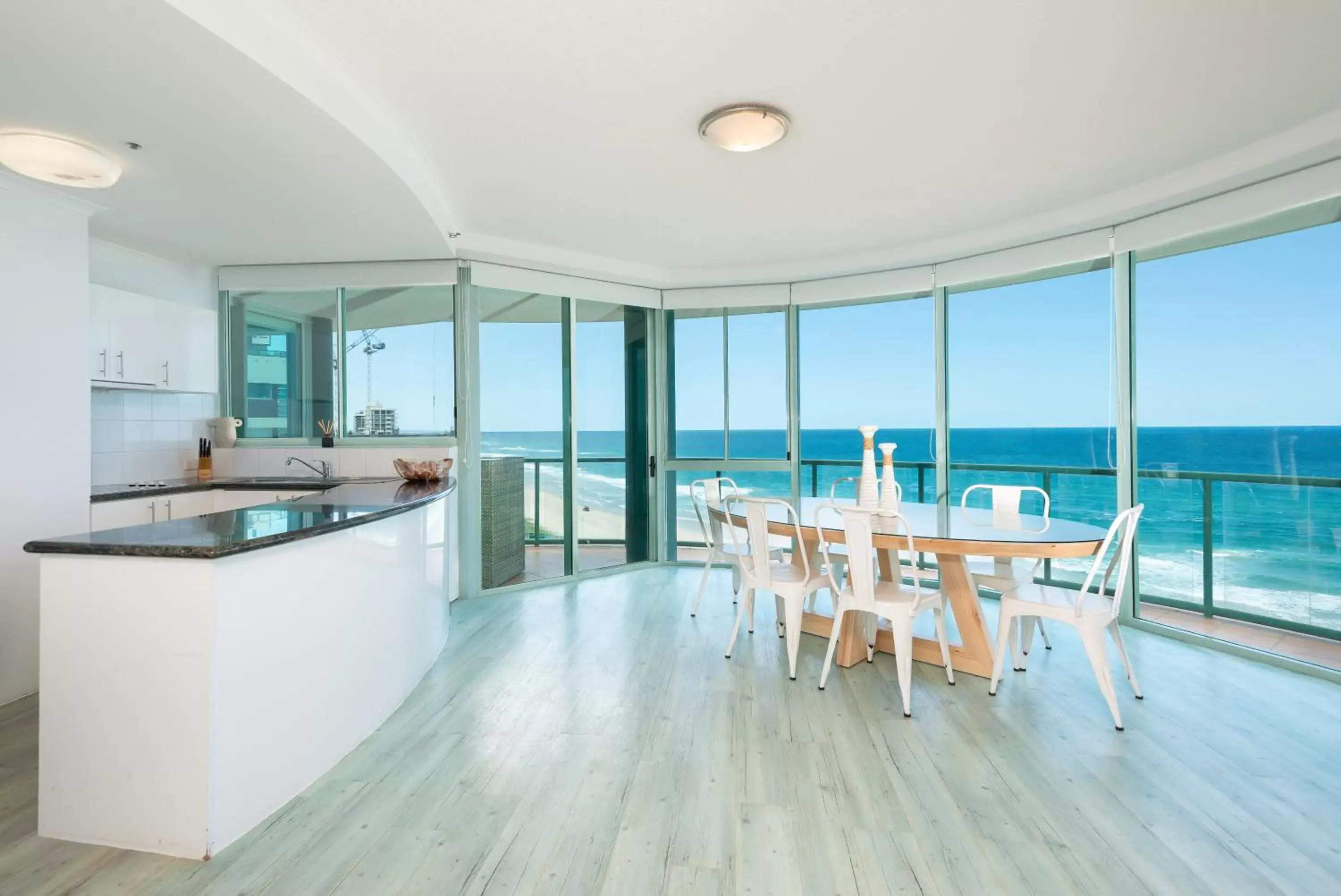 Dining area in The Waterford on Main Beach